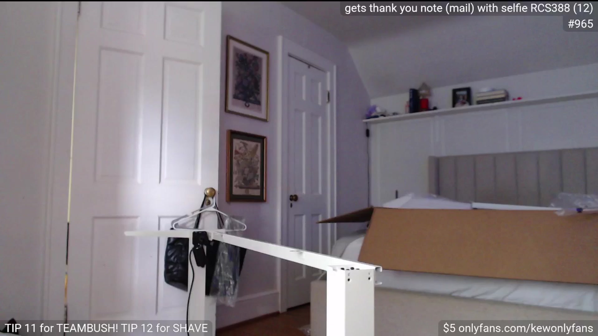 Gallery image thumbnail from kewcumber's myfreecams stream on, 05/03/2025, 18:41 image 10 of 20