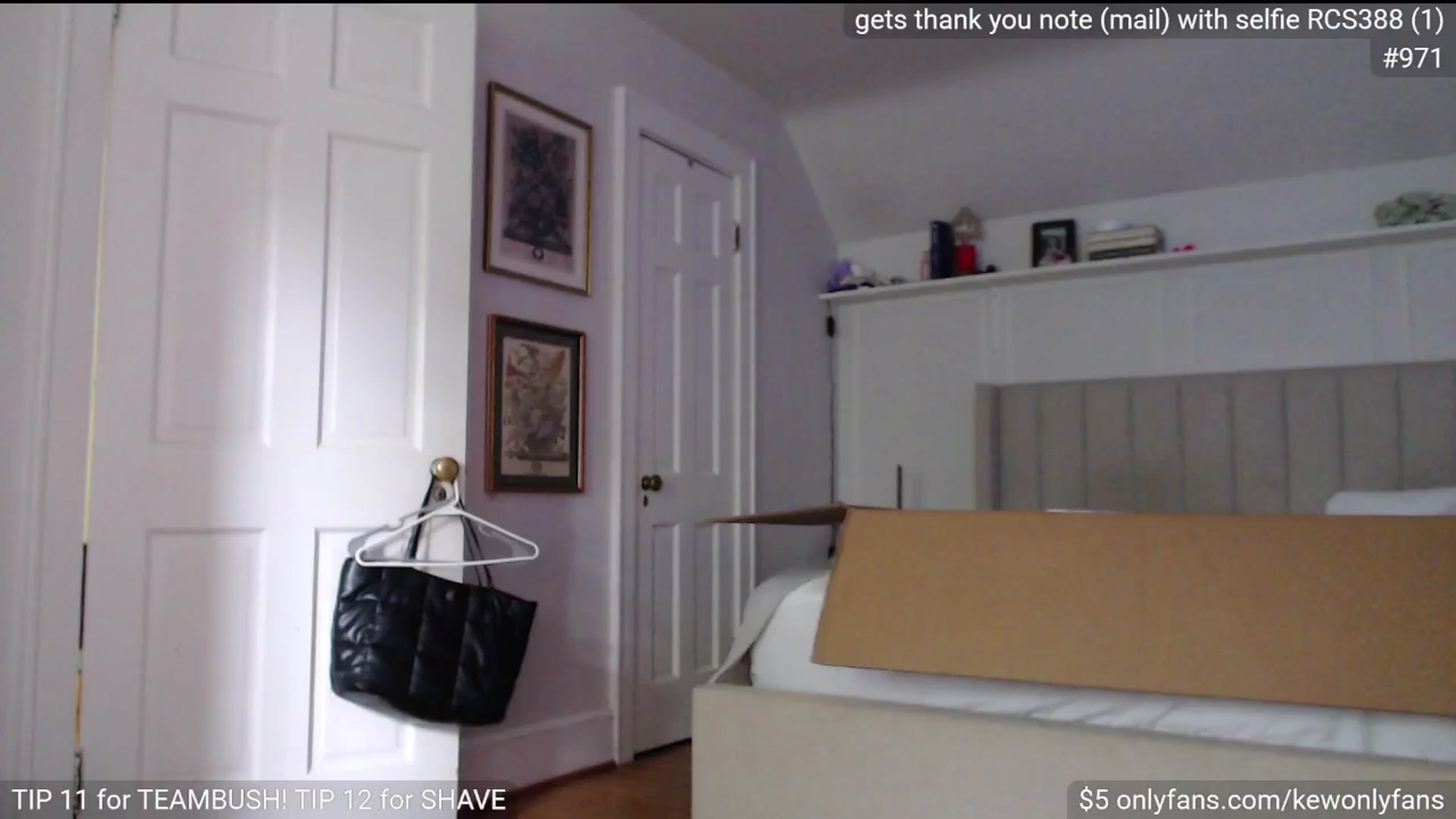 Gallery image thumbnail from kewcumber's myfreecams stream on, 05/03/2025, 18:41 image 4 of 20