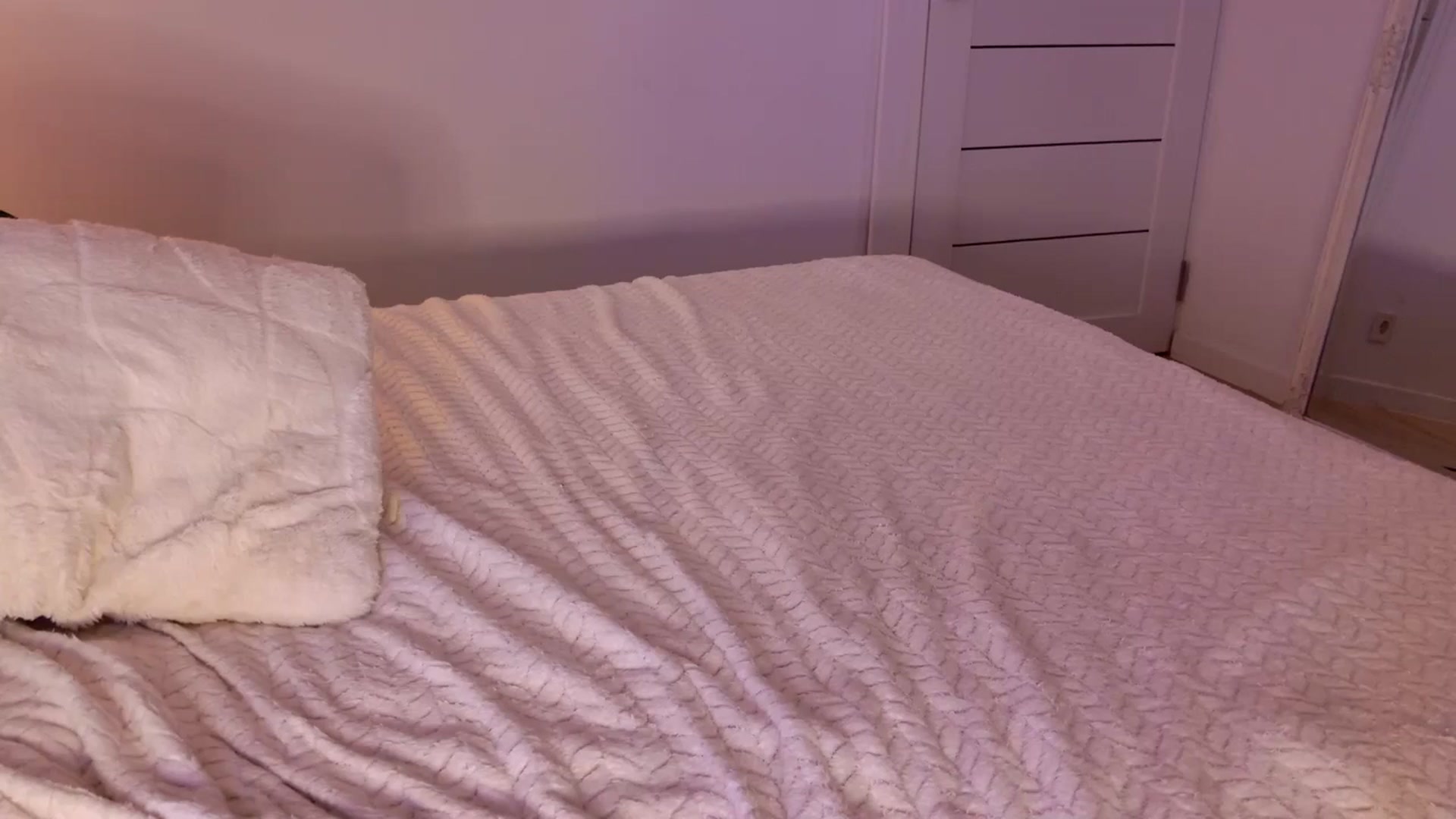 Gallery image thumbnail from key_ssy_'s myfreecams stream on, 07/20/2025, 18:57 image 12 of 20
