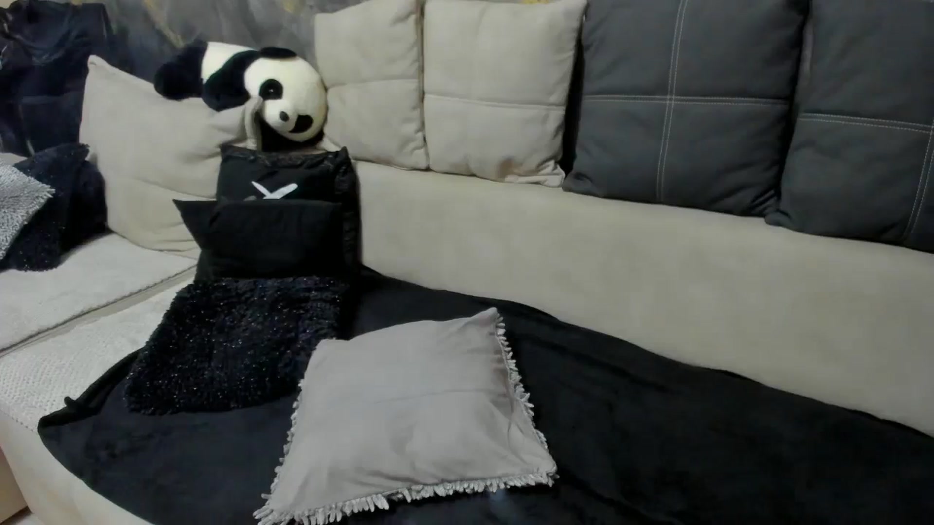 Gallery image thumbnail from kikazxx's myfreecams stream on, 02/28/2024, 14:01 image 20 of 20