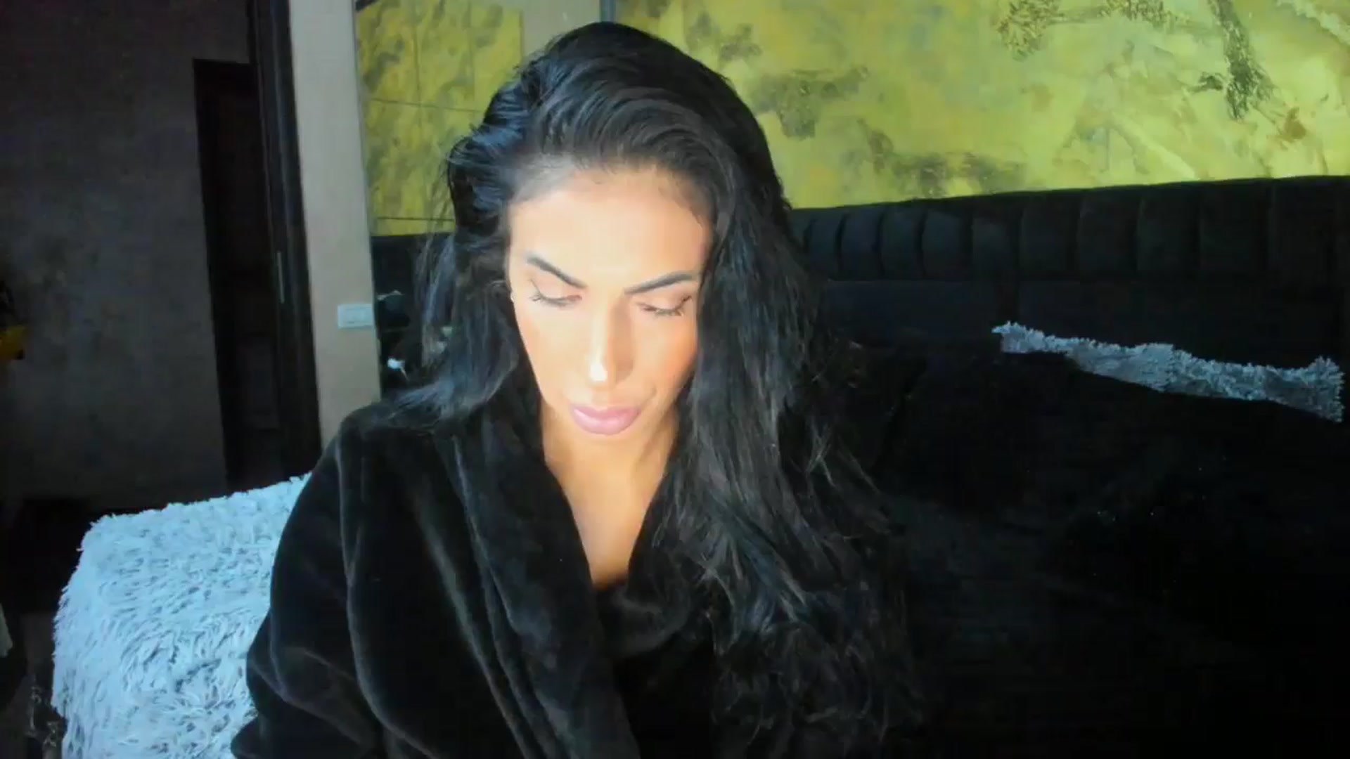 Gallery image thumbnail from kikazxx's myfreecams stream on, 10/07/2024, 08:20 image 13 of 20