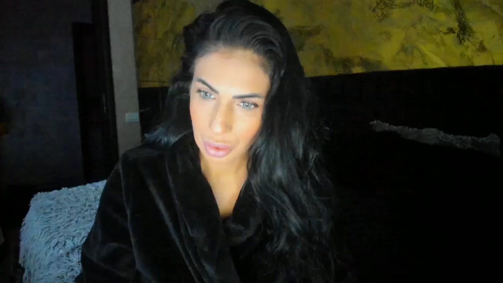 Gallery image thumbnail from kikazxx's myfreecams stream on, 10/07/2024, 08:20 image 3 of 20