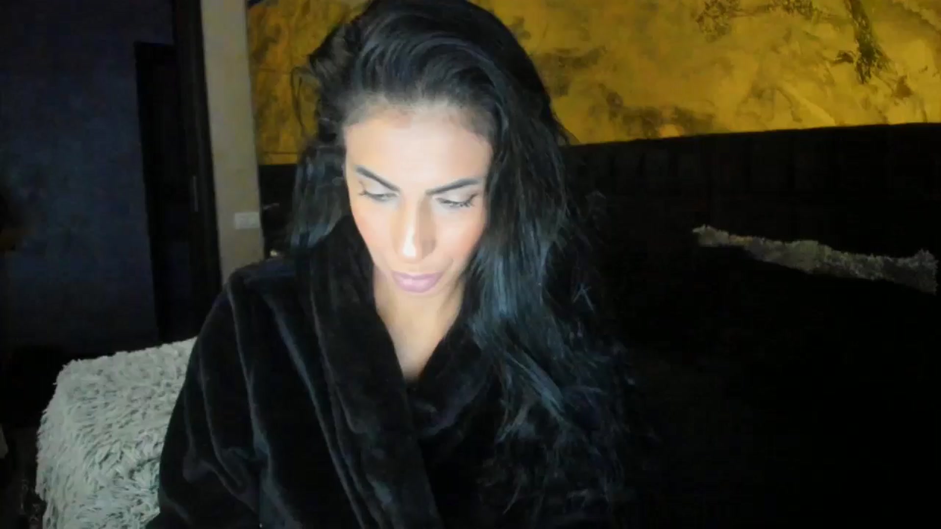 Gallery image thumbnail from kikazxx's myfreecams stream on, 10/07/2024, 08:20 image 2 of 20