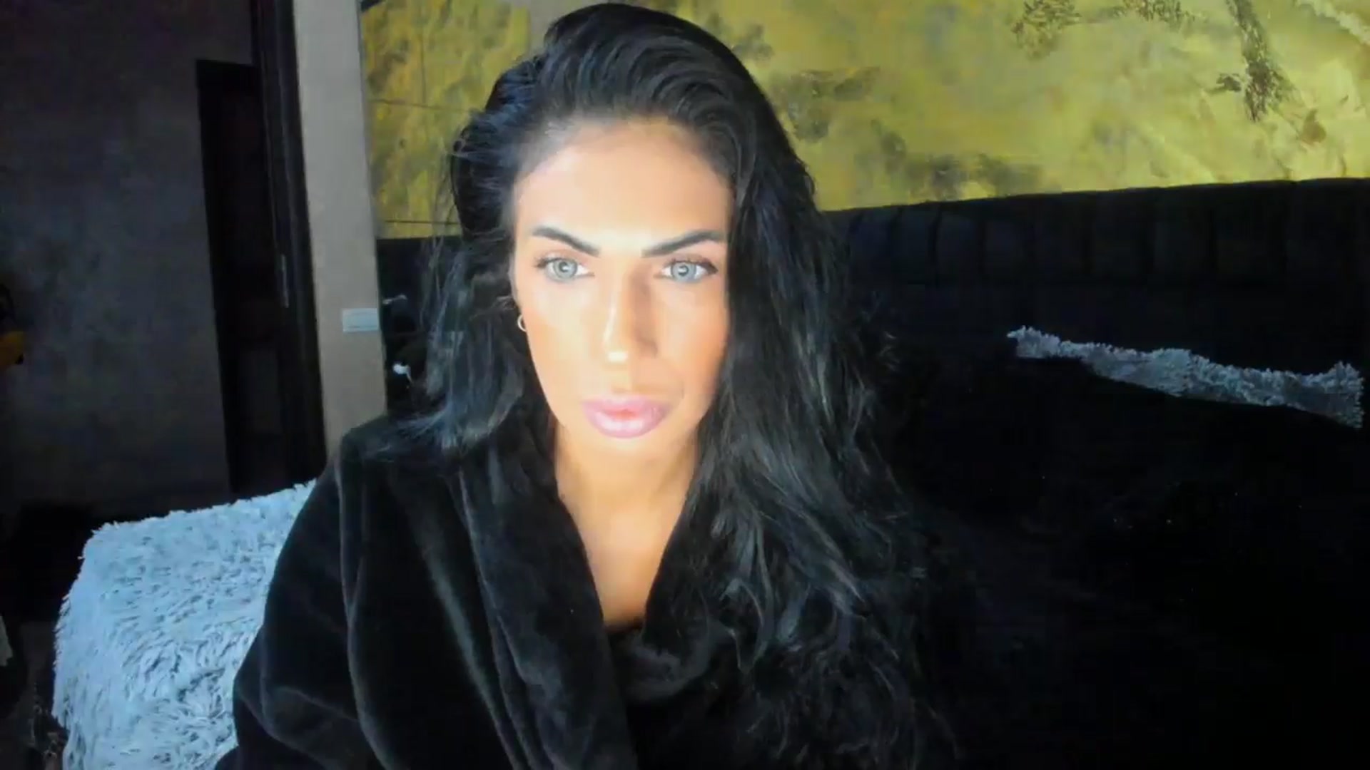 Gallery image thumbnail from kikazxx's myfreecams stream on, 10/07/2024, 08:20 image 12 of 20