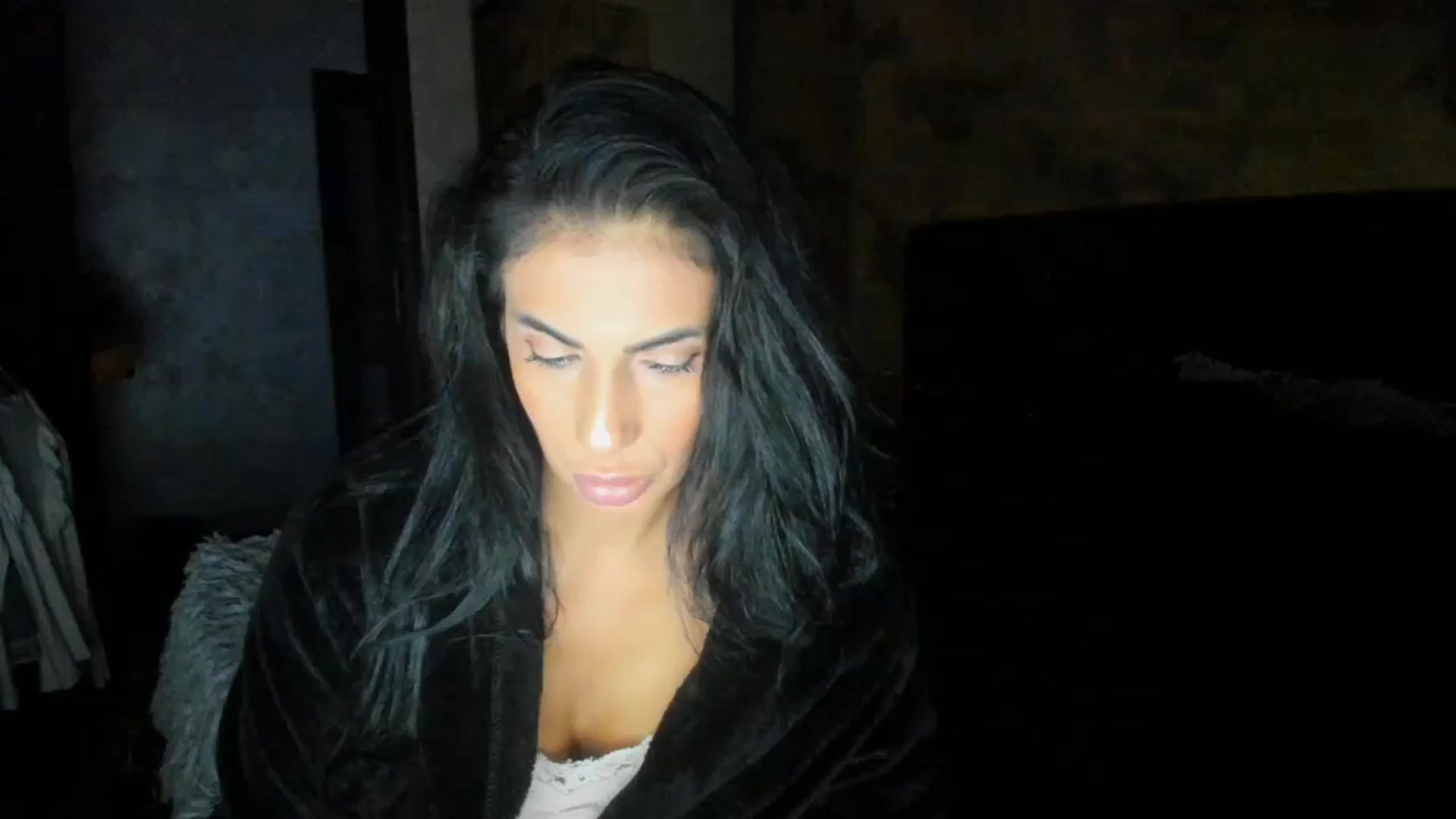 Gallery image thumbnail from kikazxx's myfreecams stream on, 10/07/2024, 10:12 image 5 of 20