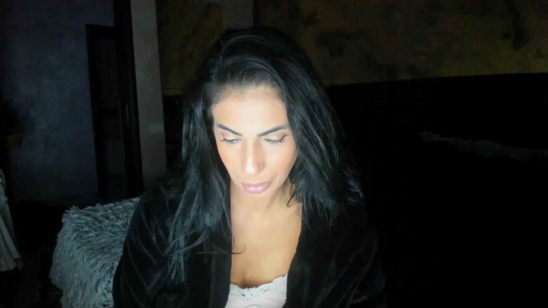 Gallery image thumbnail from kikazxx's myfreecams stream on, 10/07/2024, 10:12 image 9 of 20