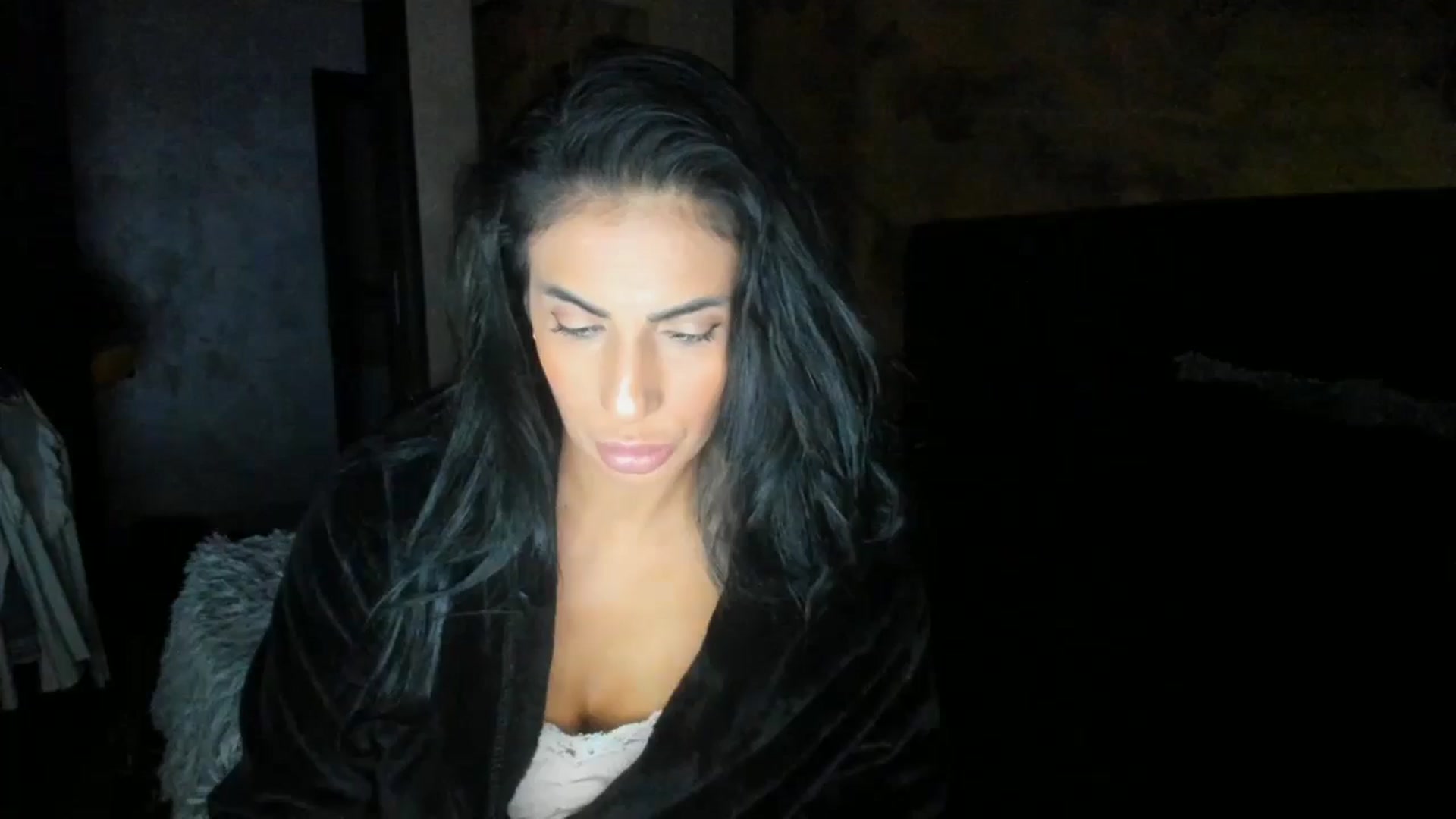 Gallery image thumbnail from kikazxx's myfreecams stream on, 10/07/2024, 10:12 image 4 of 20