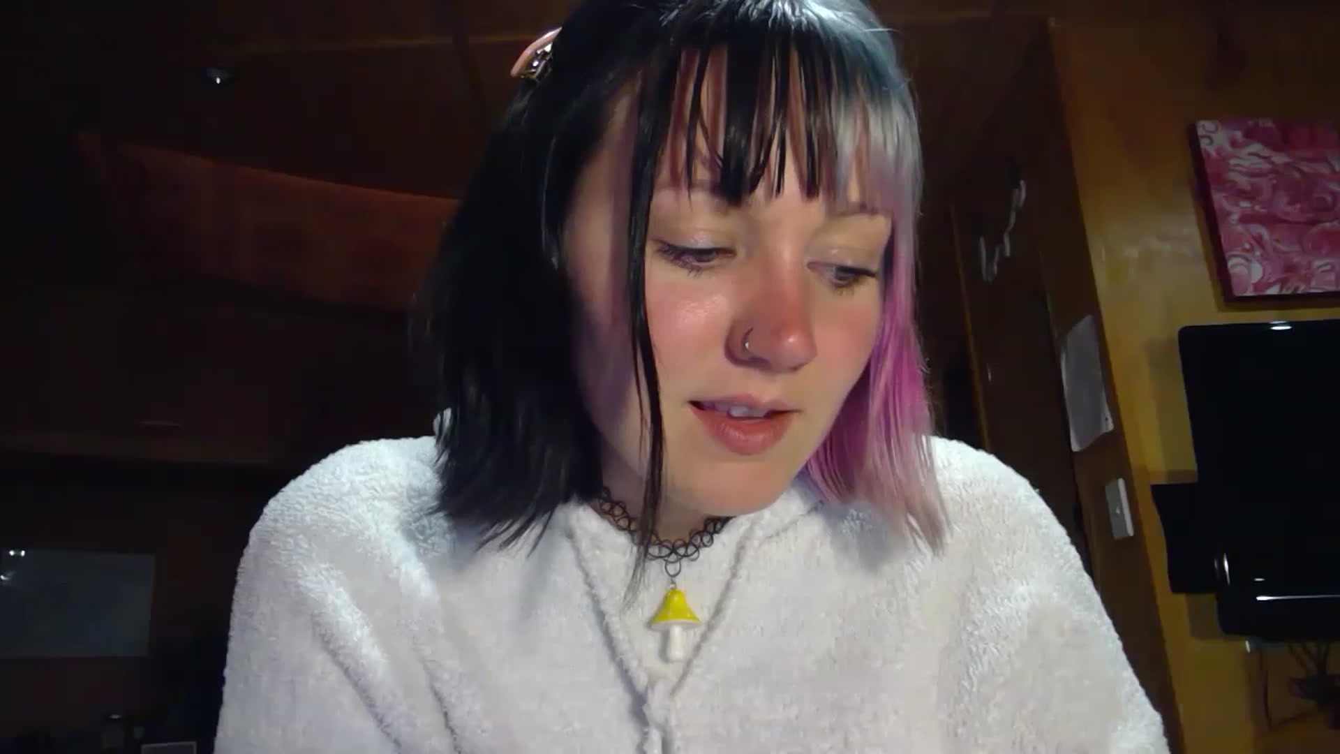 Gallery image thumbnail from kikiviolet's myfreecams stream on, 01/21/2023, 11:05 image 7 of 20