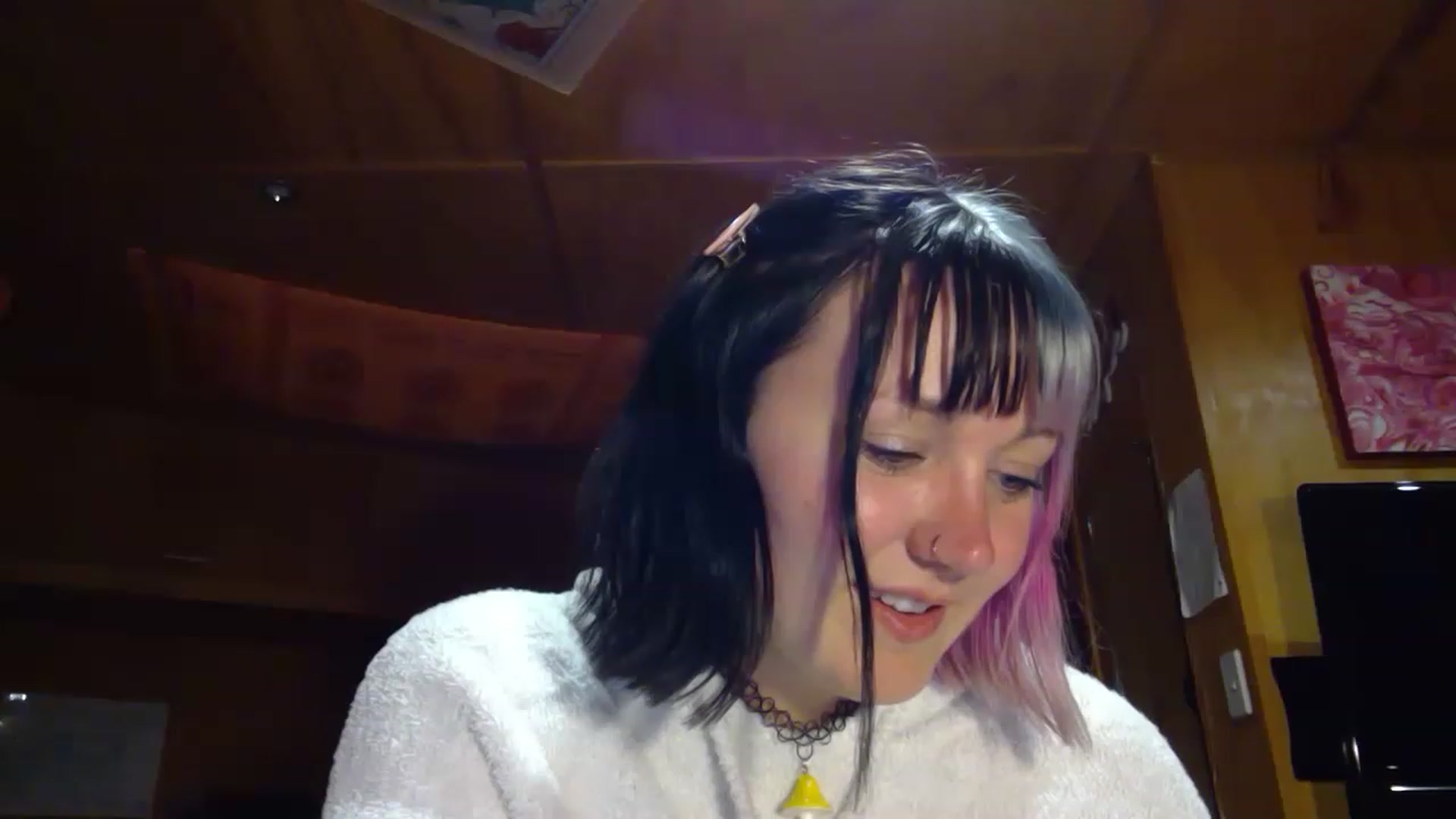 Gallery image thumbnail from kikiviolet's myfreecams stream on, 01/21/2023, 11:05 image 15 of 20