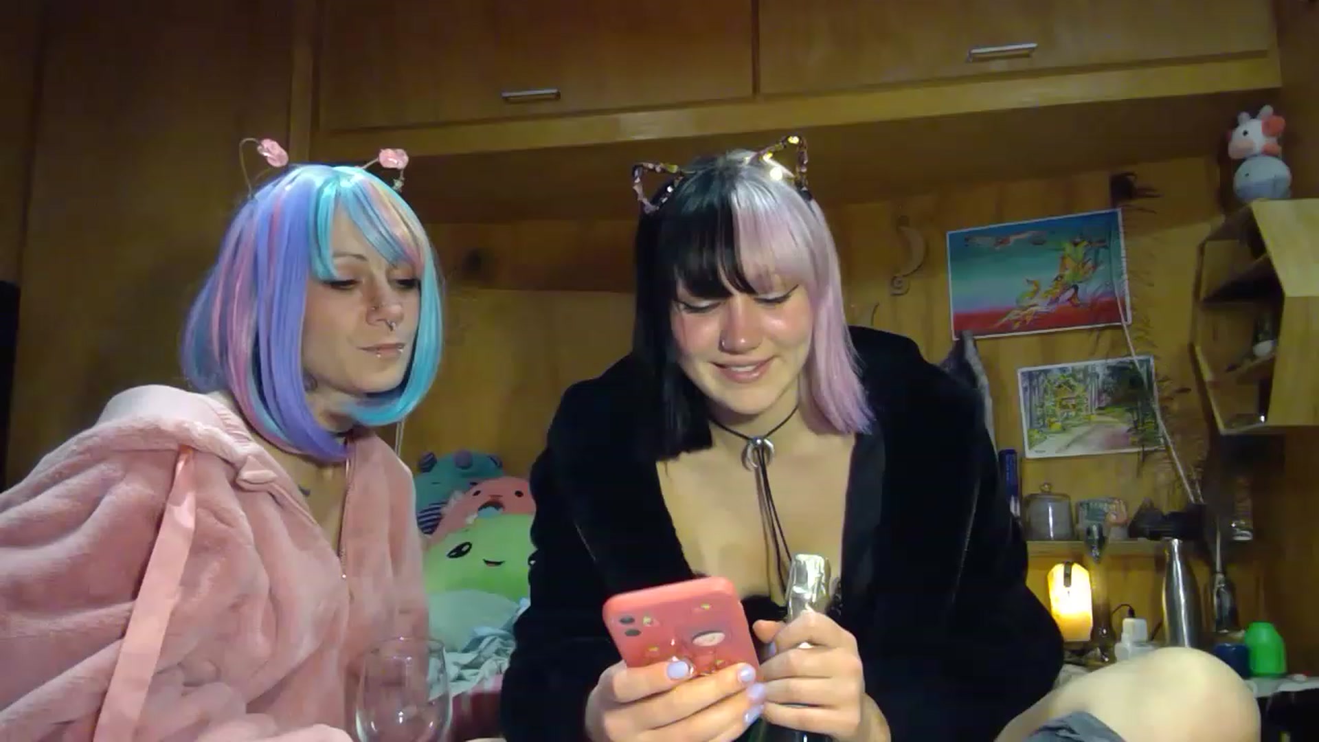 Gallery image thumbnail from kikiviolet's myfreecams stream on, 05/25/2023, 11:08 image 5 of 20