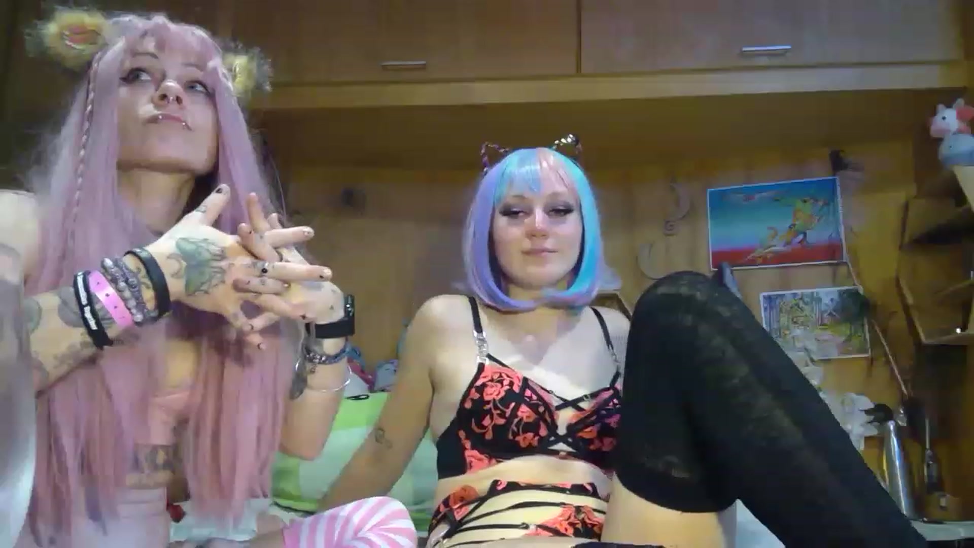 Gallery image thumbnail from kikiviolet's myfreecams stream on, 06/01/2023, 09:22 image 19 of 20