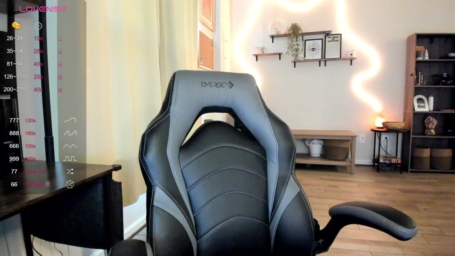 Gallery image thumbnail from killerloryy's myfreecams stream on, 02/21/2024, 21:02 image 12 of 20