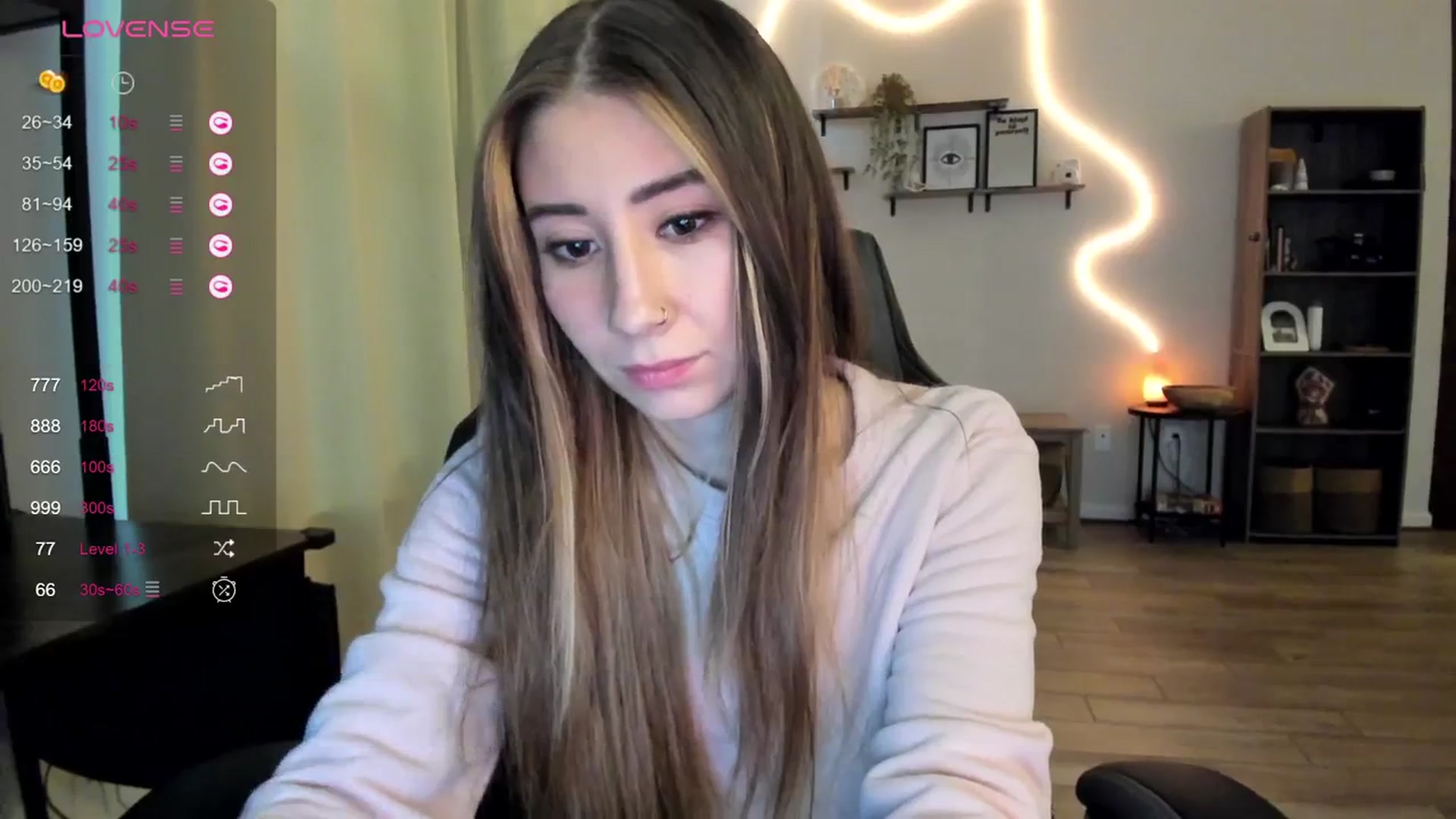 Gallery image thumbnail from killerloryy's myfreecams stream on, 02/21/2024, 21:02 image 3 of 20