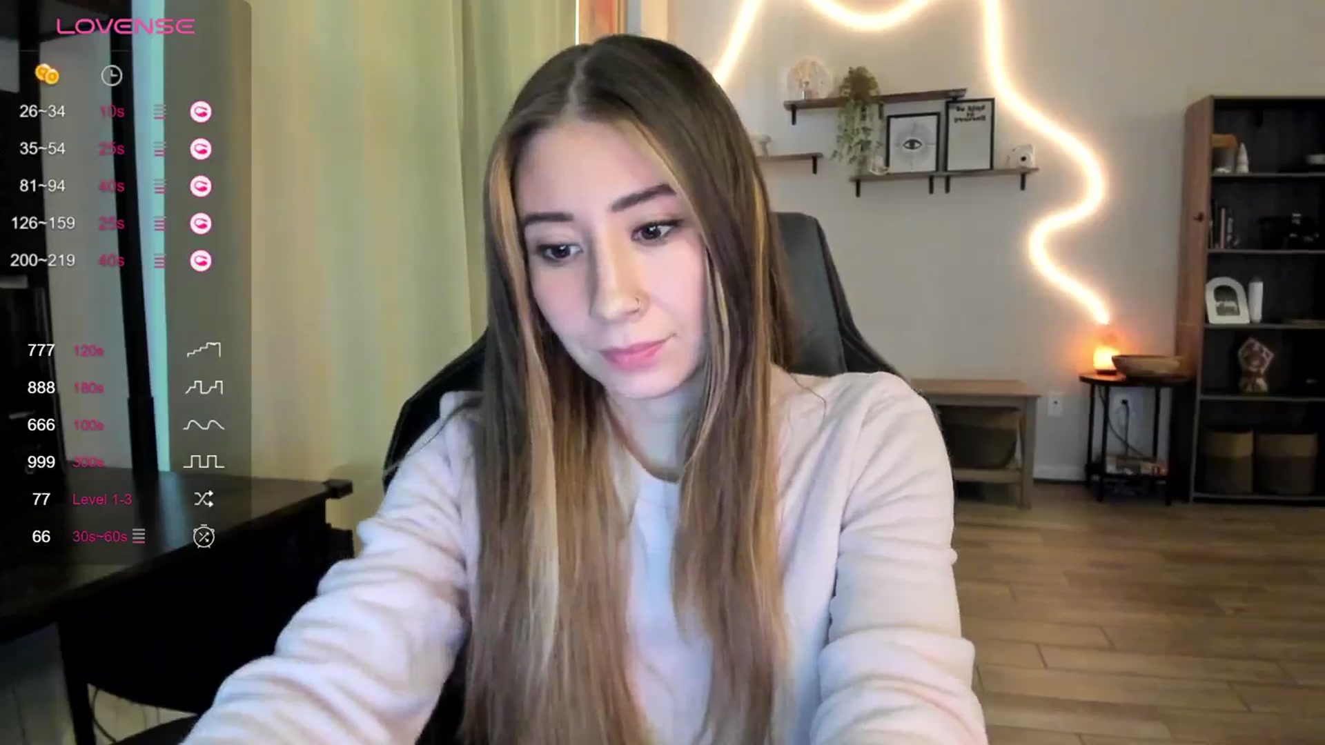Gallery image thumbnail from killerloryy's myfreecams stream on, 02/21/2024, 21:02 image 7 of 20