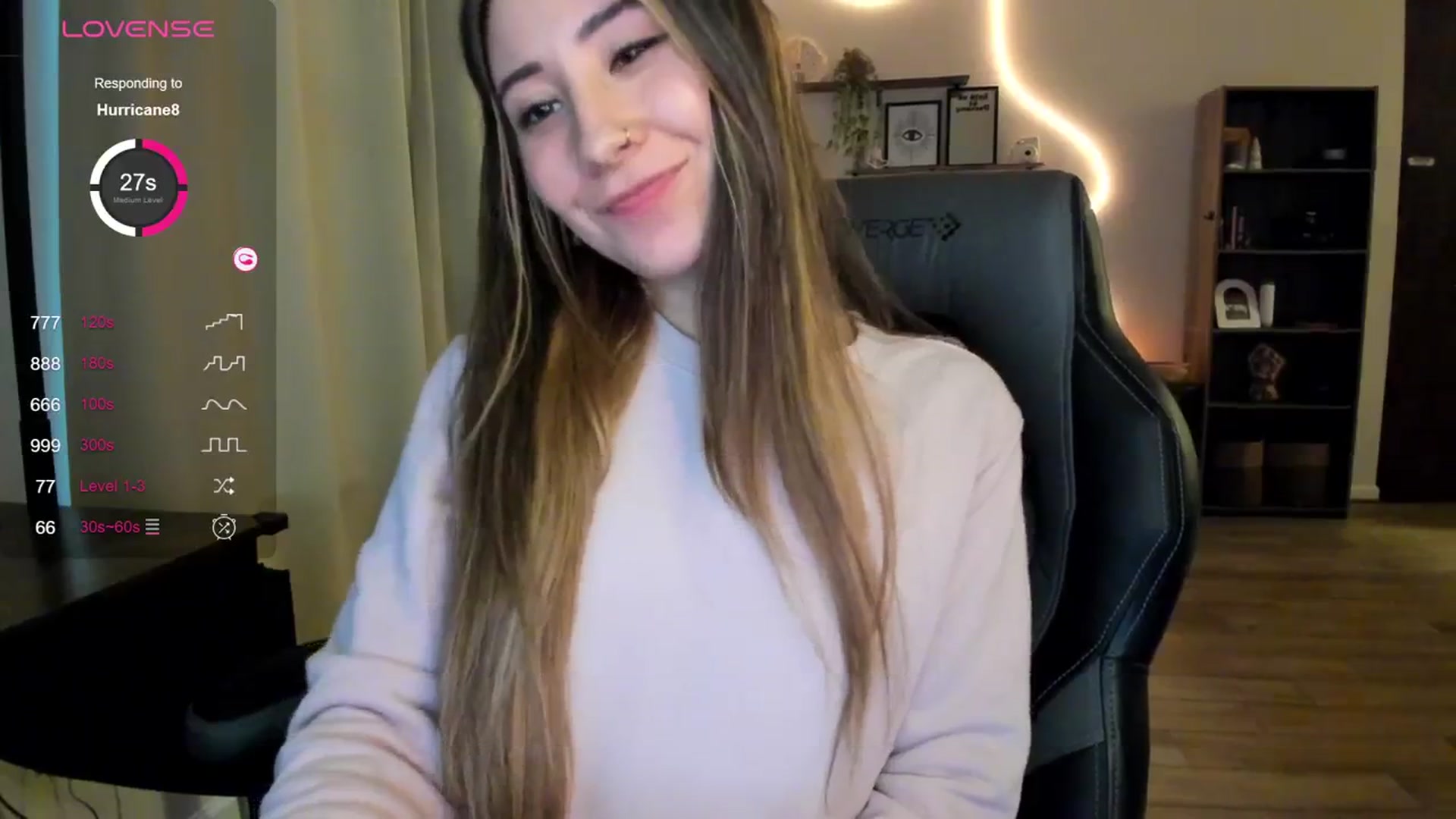 Gallery image thumbnail from killerloryy's myfreecams stream on, 02/21/2024, 22:54 image 12 of 20