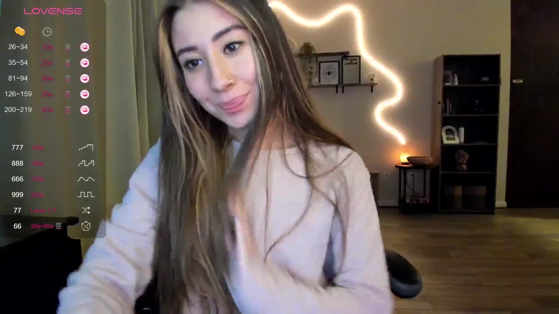 Gallery image thumbnail from killerloryy's myfreecams stream on, 02/21/2024, 22:54 image 18 of 20