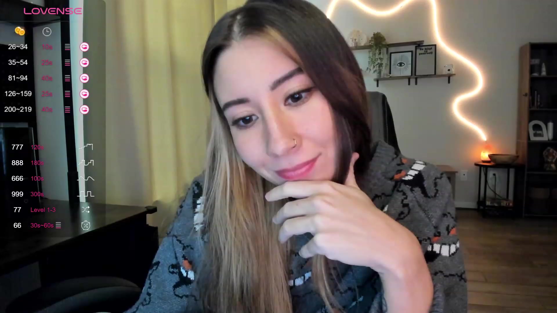 Gallery image thumbnail from killerloryy's myfreecams stream on, 02/22/2024, 18:10 image 10 of 20