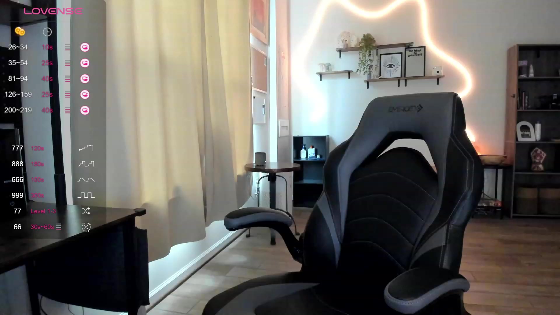 Gallery image thumbnail from killerloryy's myfreecams stream on, 02/22/2024, 18:10 image 2 of 20