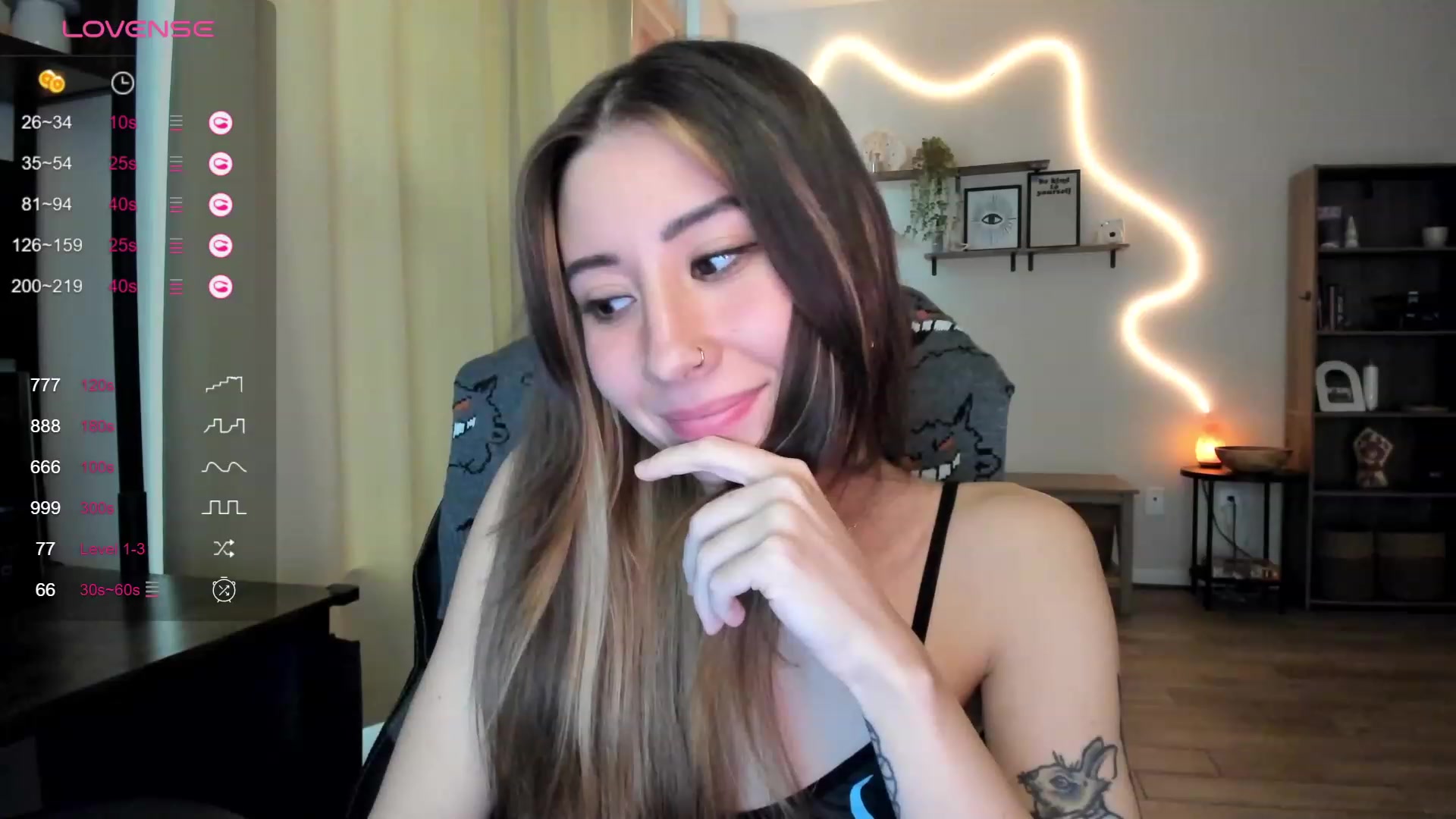 Gallery image thumbnail from killerloryy's myfreecams stream on, 02/22/2024, 22:07 image 10 of 20