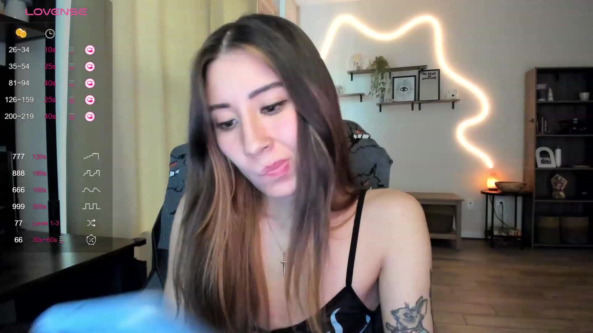 Gallery image thumbnail from killerloryy's myfreecams stream on, 02/22/2024, 22:07 image 2 of 20