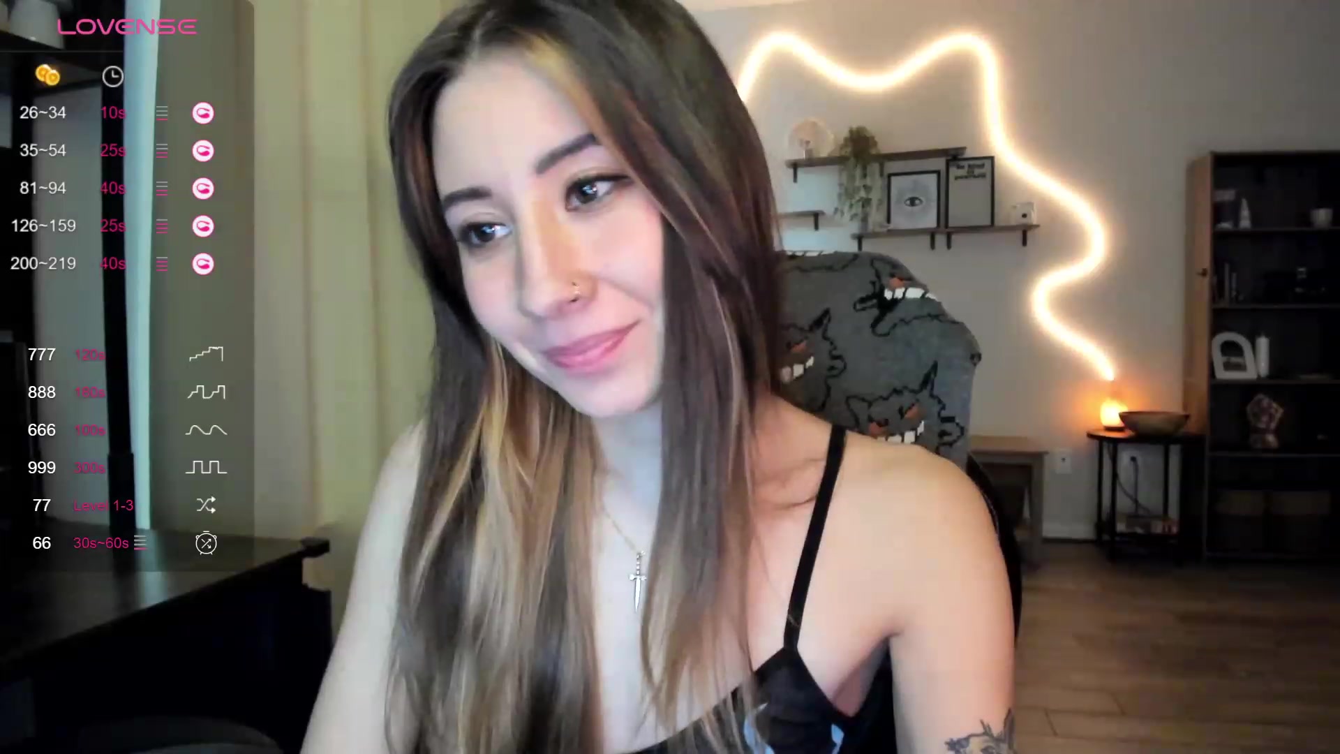 Gallery image thumbnail from killerloryy's myfreecams stream on, 02/22/2024, 22:07 image 16 of 20