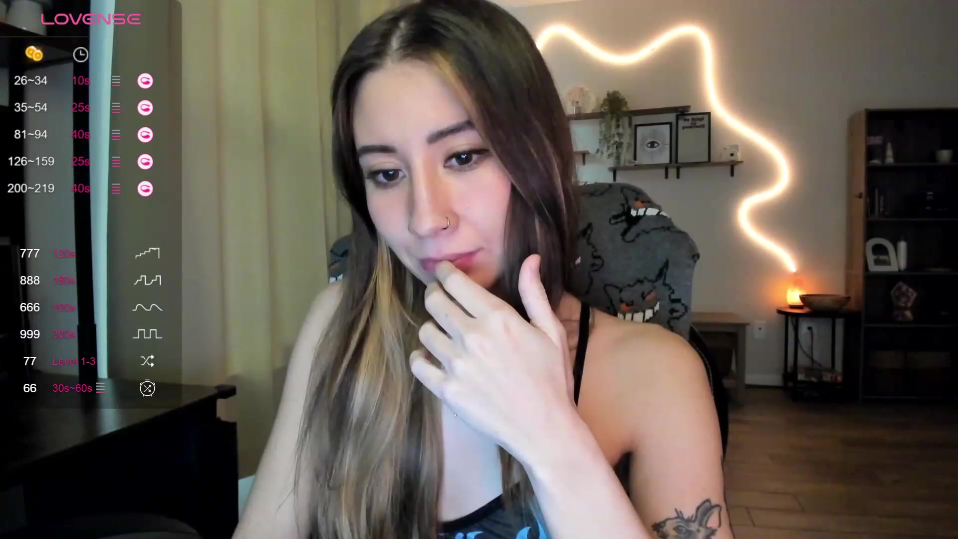 Gallery image thumbnail from killerloryy's myfreecams stream on, 02/22/2024, 22:07 image 15 of 20