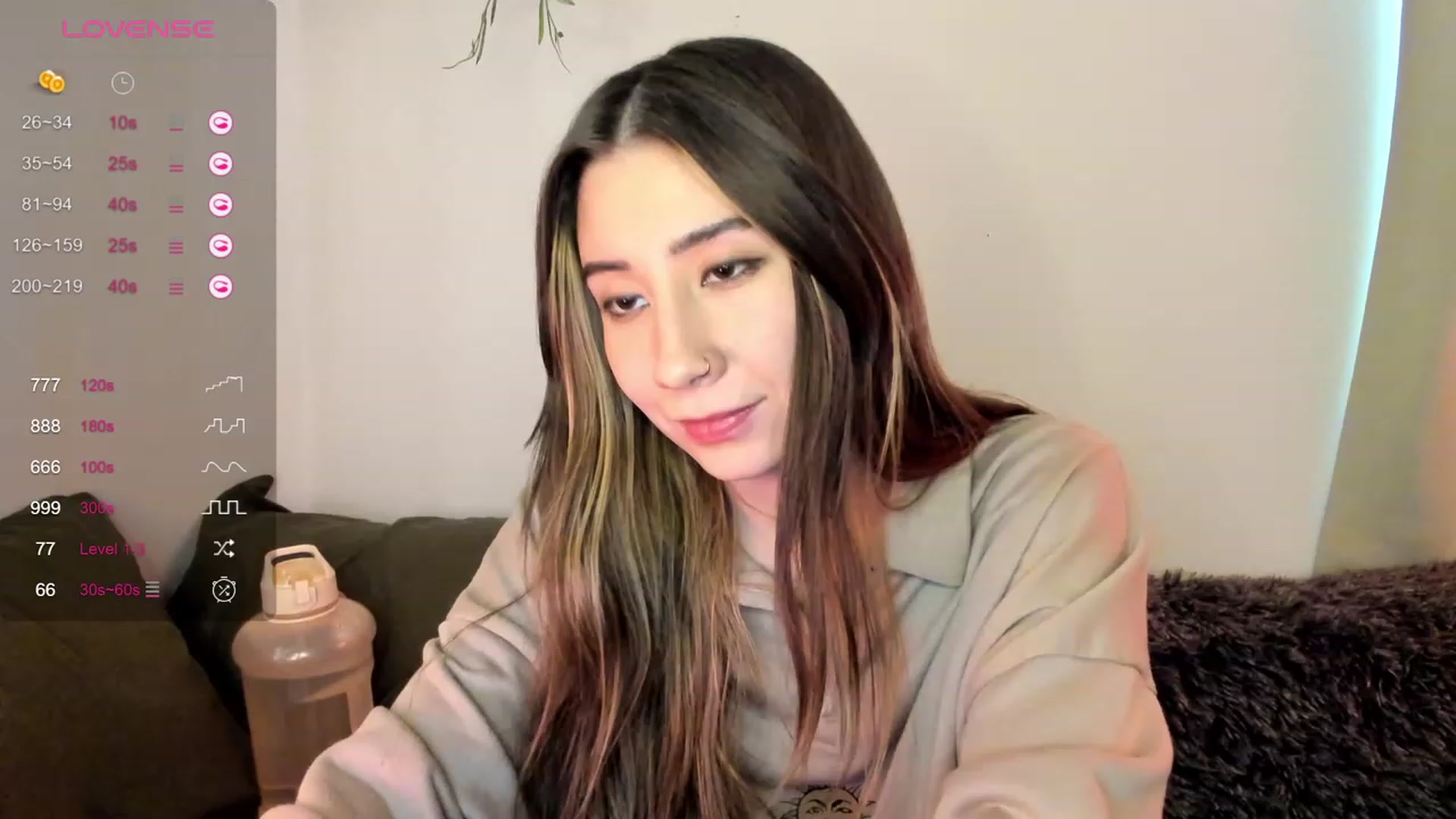 Gallery image thumbnail from killerloryy's myfreecams stream on, 03/14/2024, 16:55 image 15 of 20
