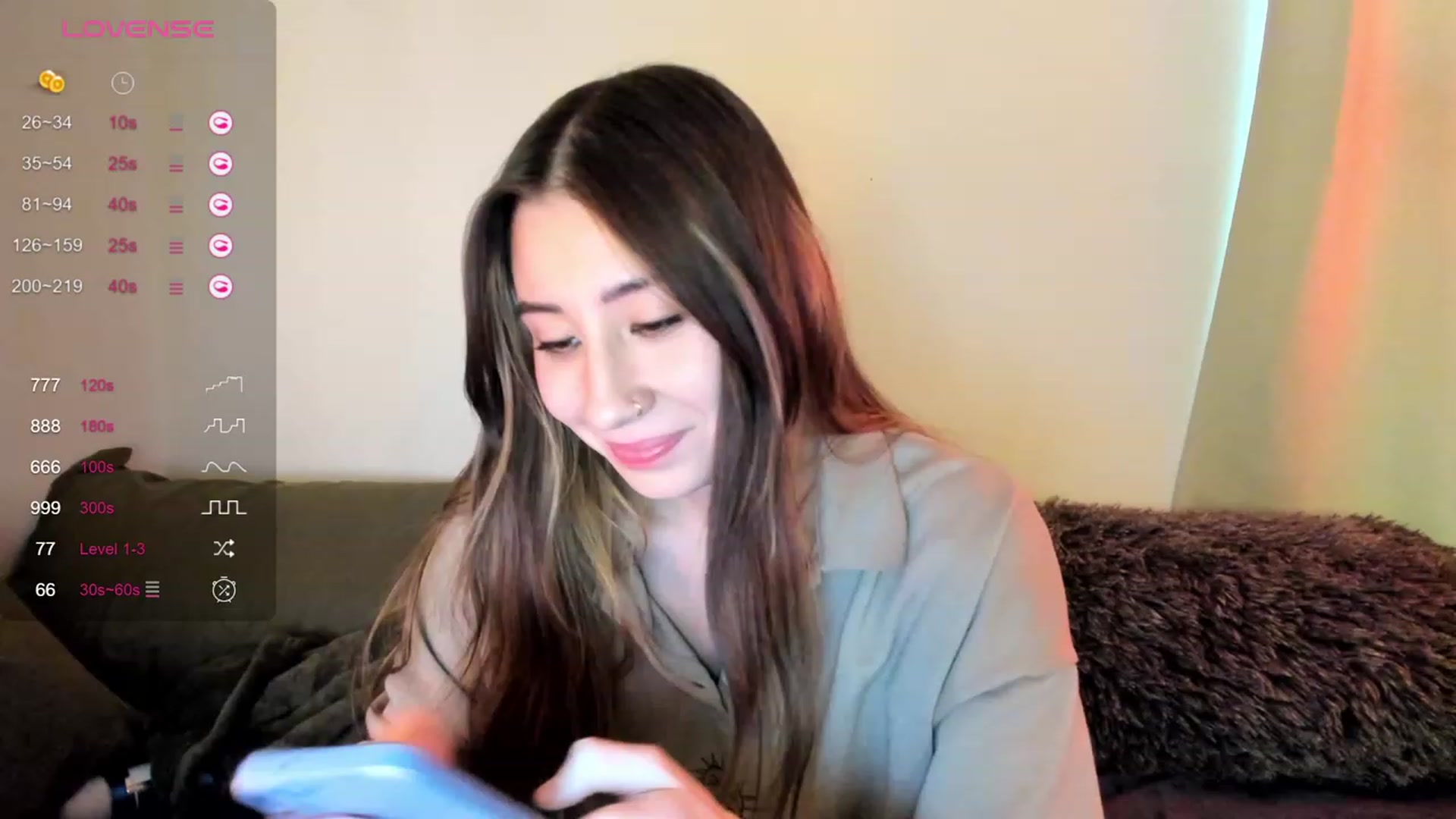Gallery image thumbnail from killerloryy's myfreecams stream on, 03/14/2024, 21:01 image 1 of 20