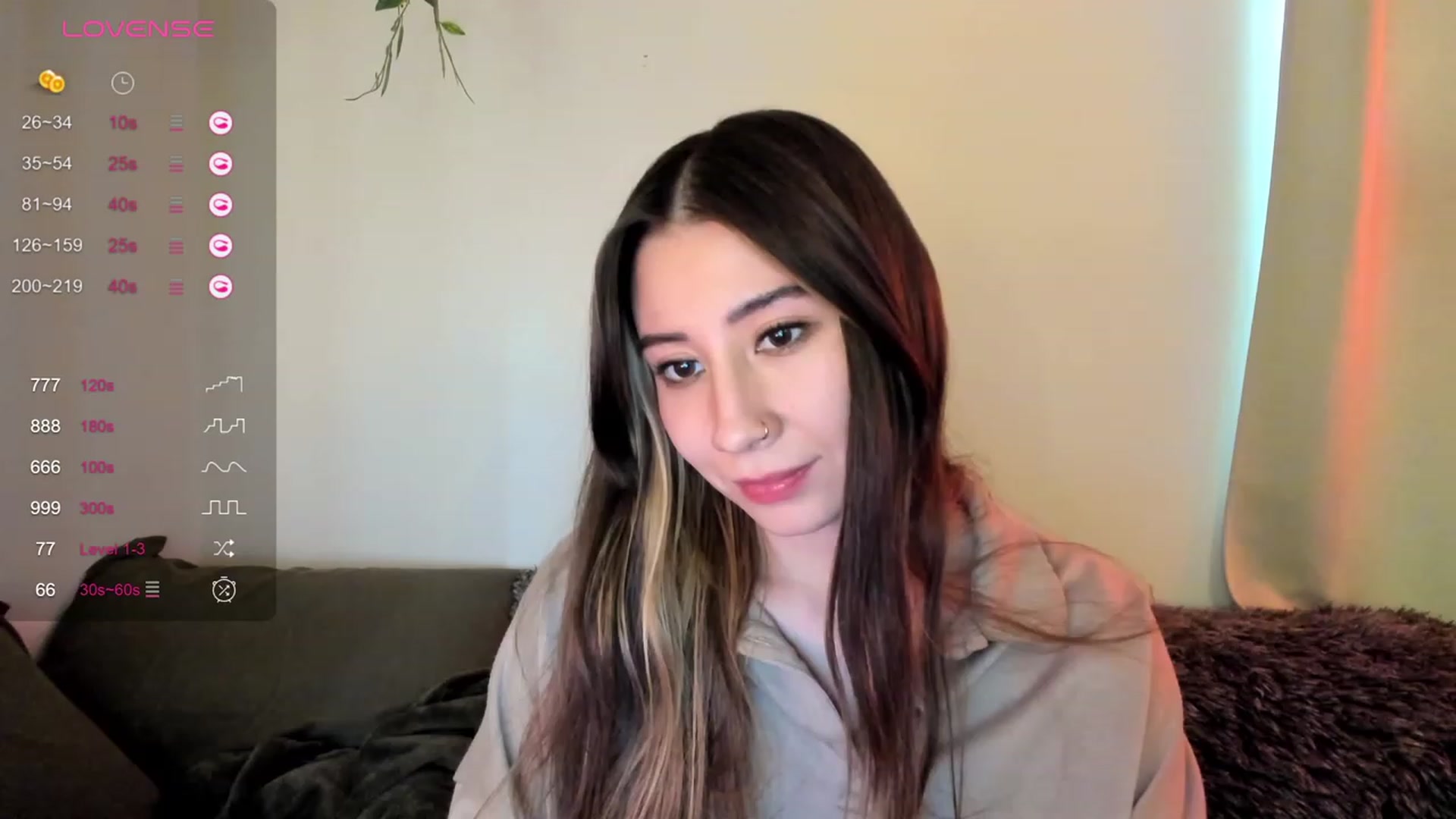 Gallery image thumbnail from killerloryy's myfreecams stream on, 03/14/2024, 21:01 image 10 of 20