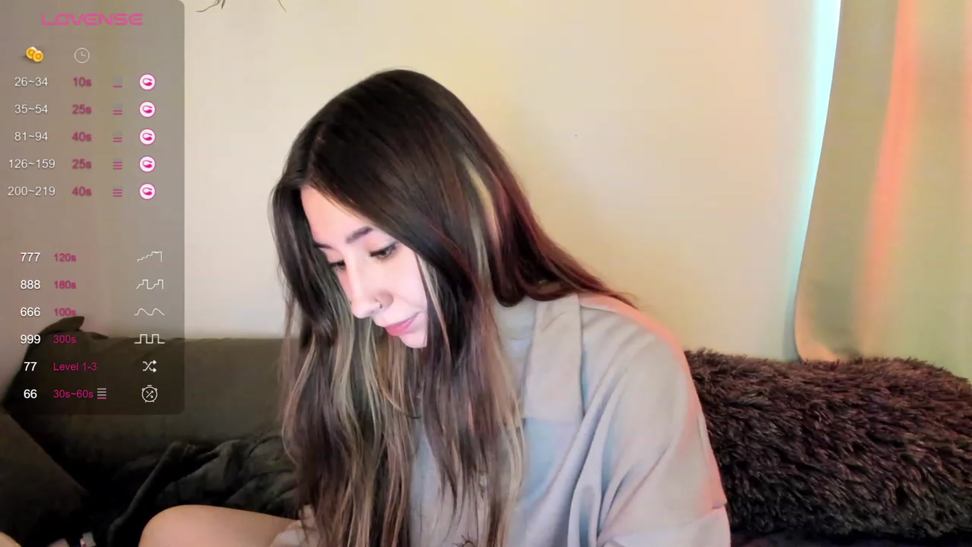 Gallery image thumbnail from killerloryy's myfreecams stream on, 03/14/2024, 21:01 image 3 of 20