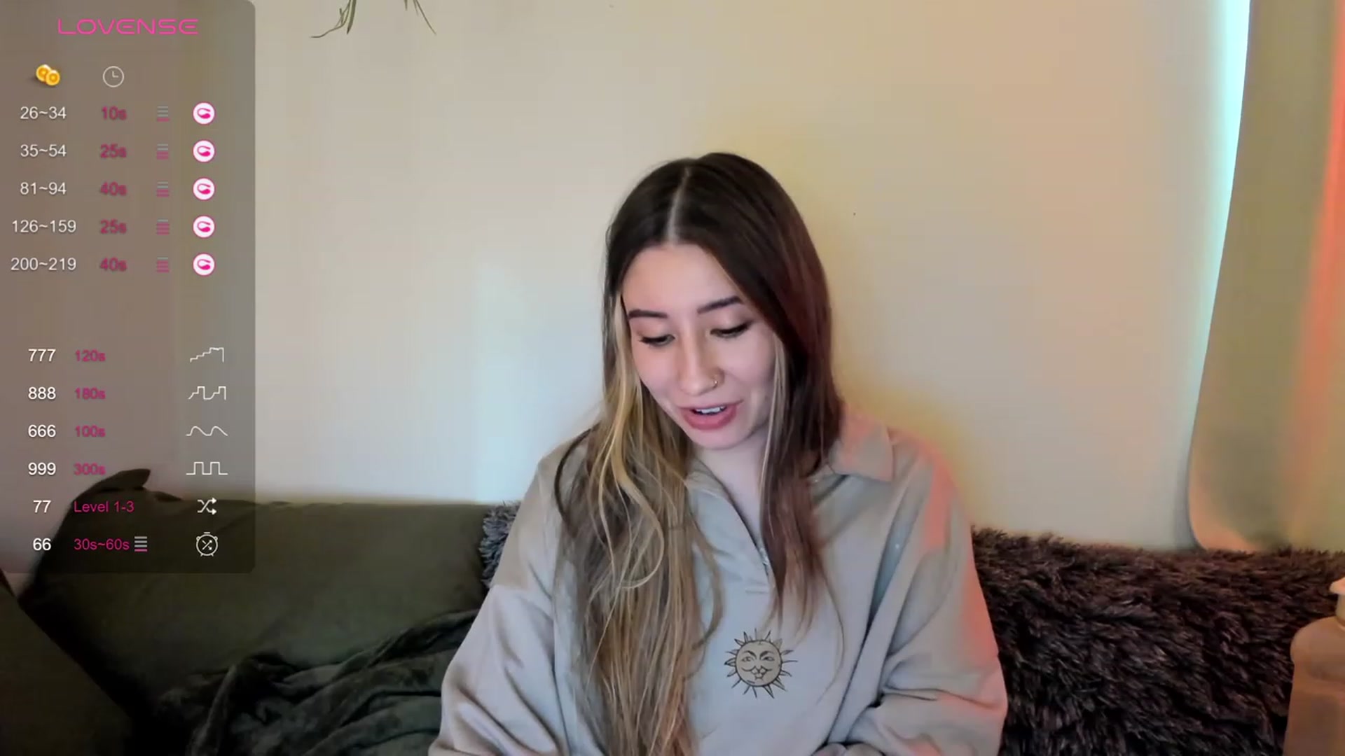 Gallery image thumbnail from killerloryy's myfreecams stream on, 03/14/2024, 21:01 image 19 of 20