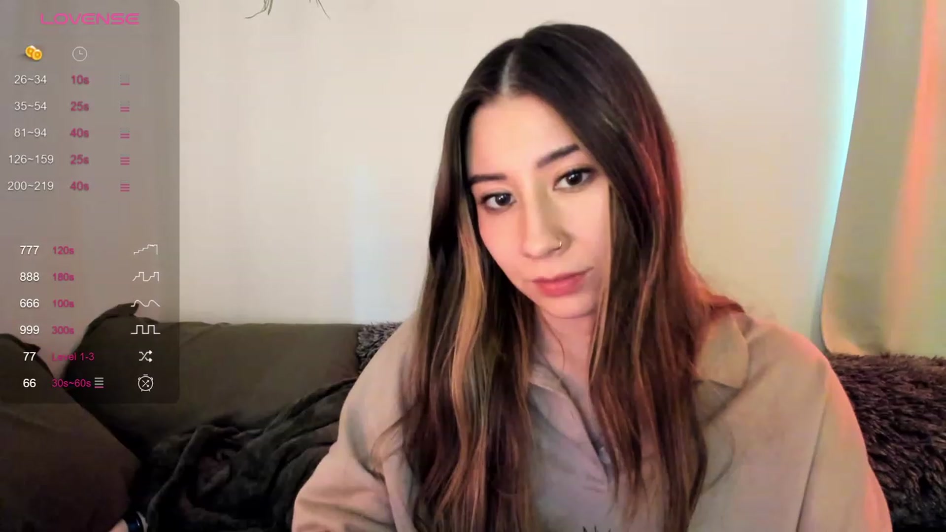 Gallery image thumbnail from killerloryy's myfreecams stream on, 03/14/2024, 21:01 image 12 of 20