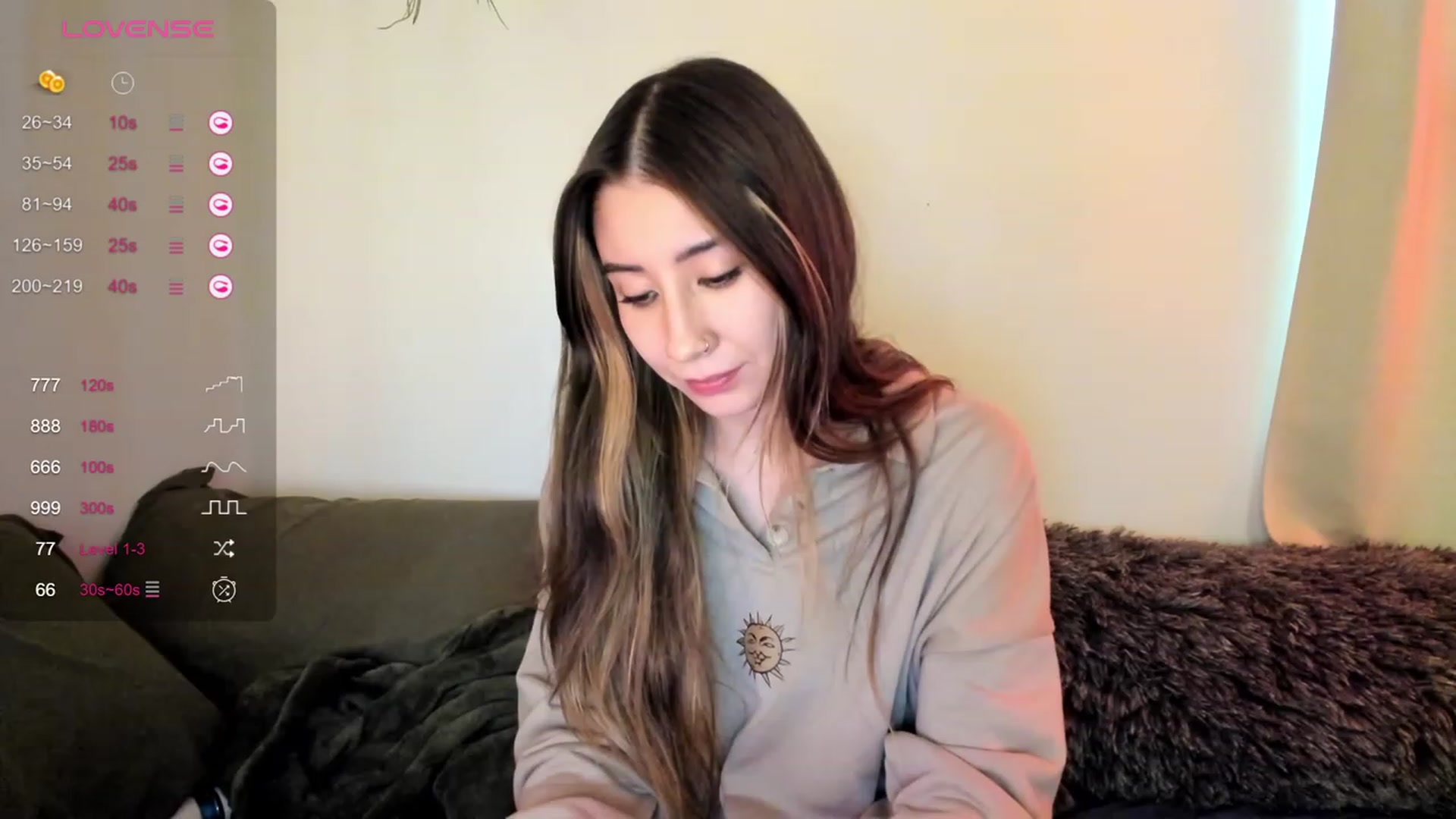 Gallery image thumbnail from killerloryy's myfreecams stream on, 03/14/2024, 21:01 image 11 of 20