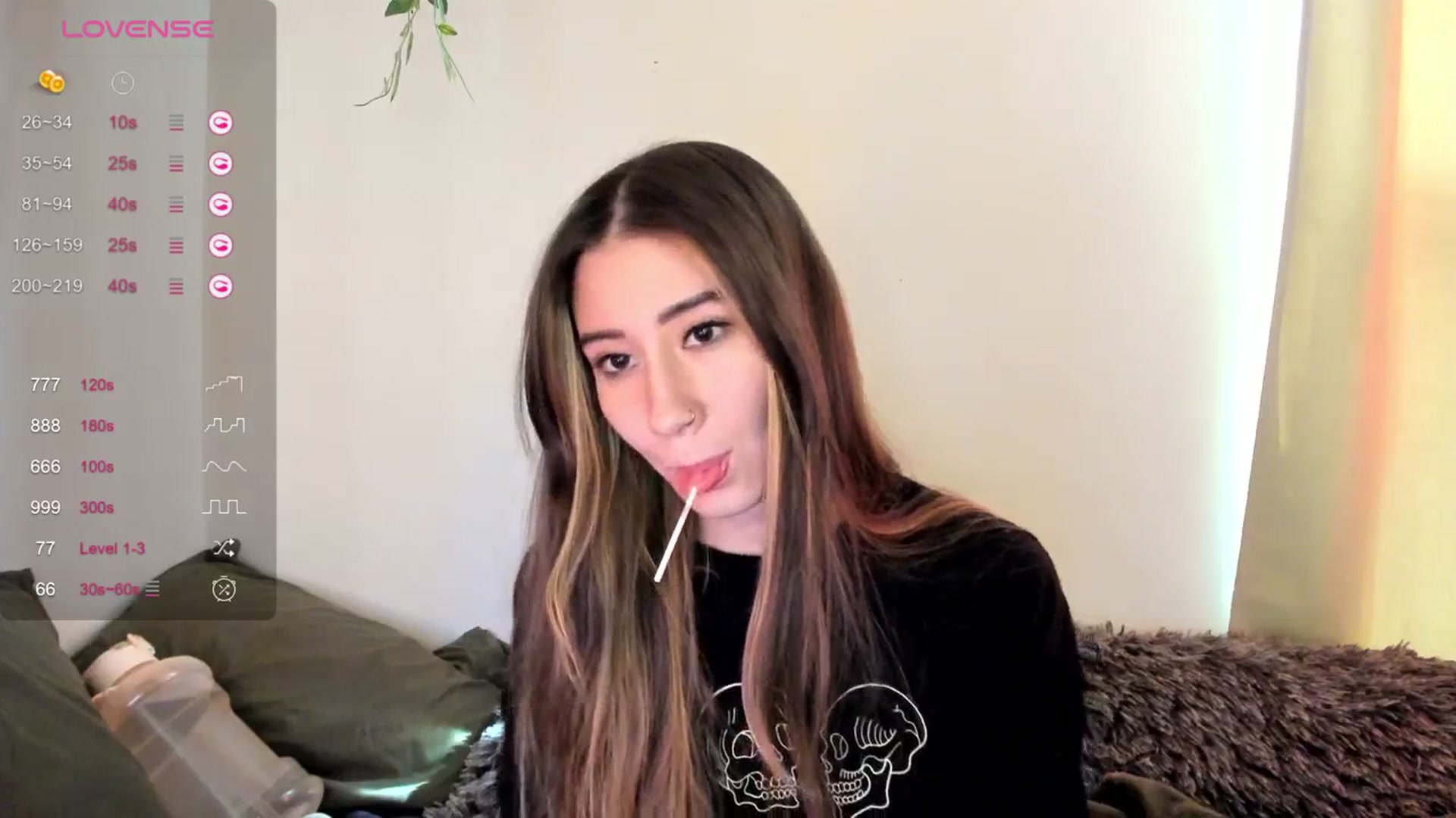 Gallery image thumbnail from killerloryy's myfreecams stream on, 03/19/2024, 15:18 image 14 of 20