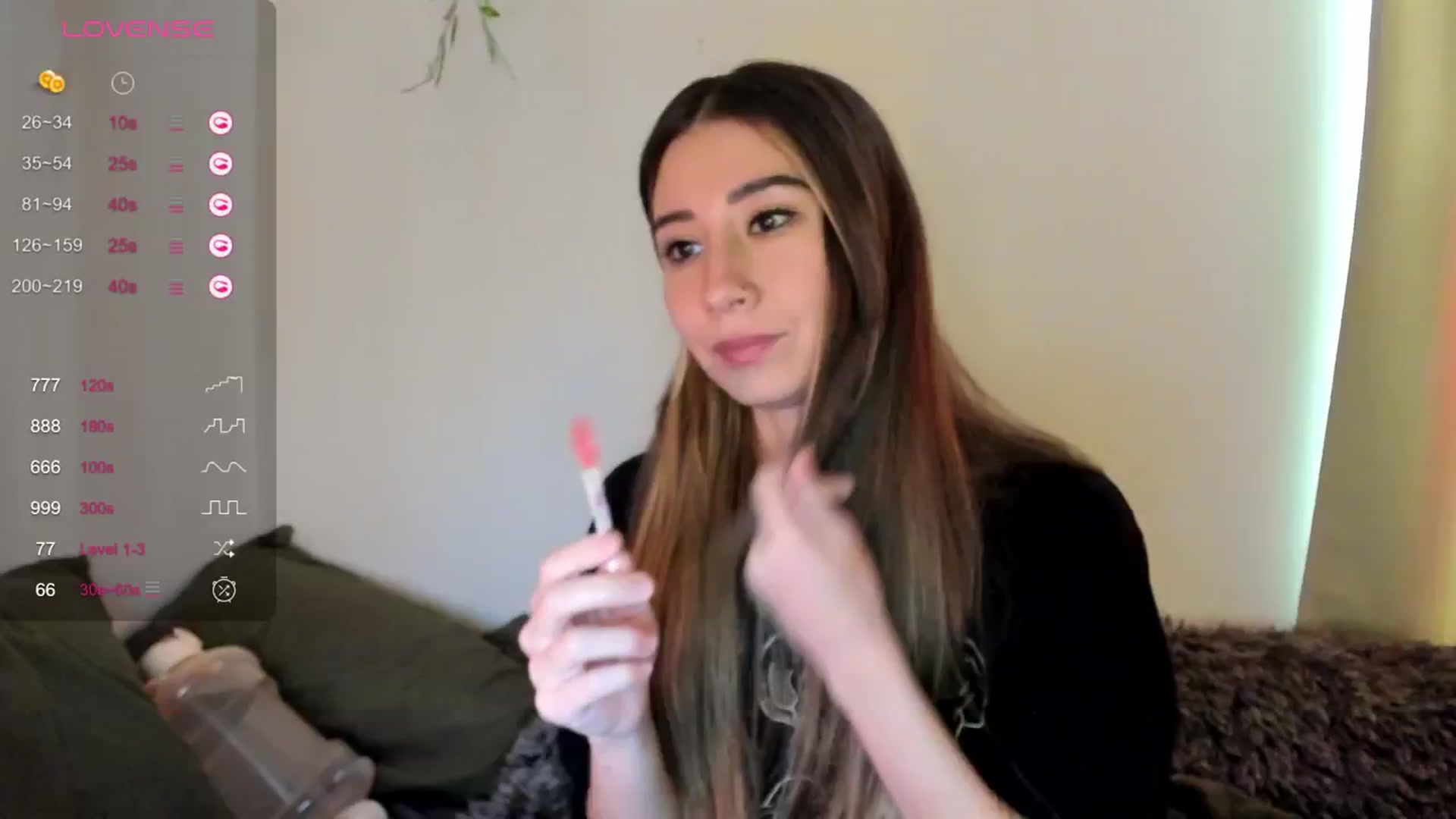Gallery image thumbnail from killerloryy's myfreecams stream on, 03/19/2024, 15:18 image 17 of 20