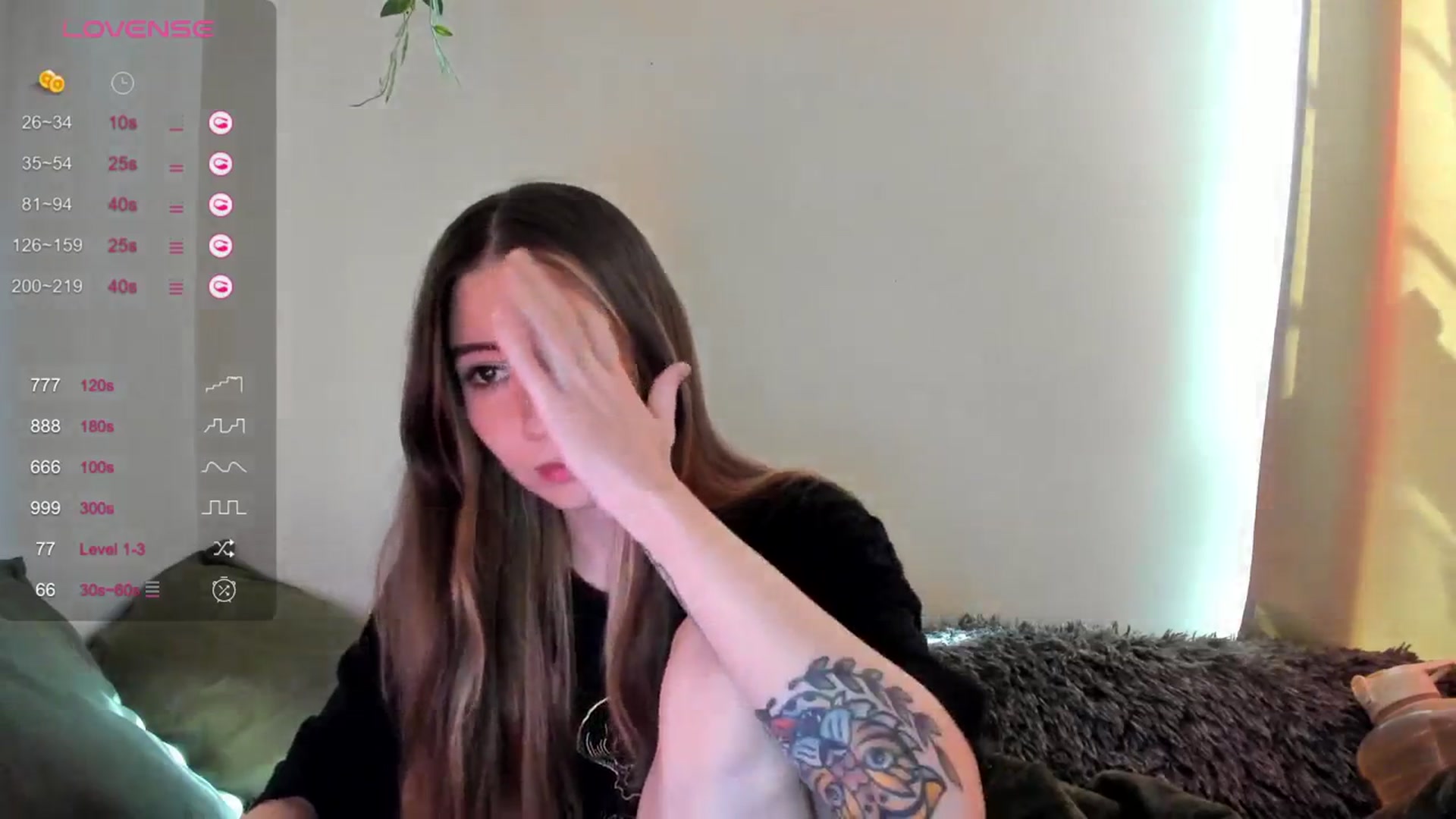 Gallery image thumbnail from killerloryy's myfreecams stream on, 03/19/2024, 15:18 image 7 of 20