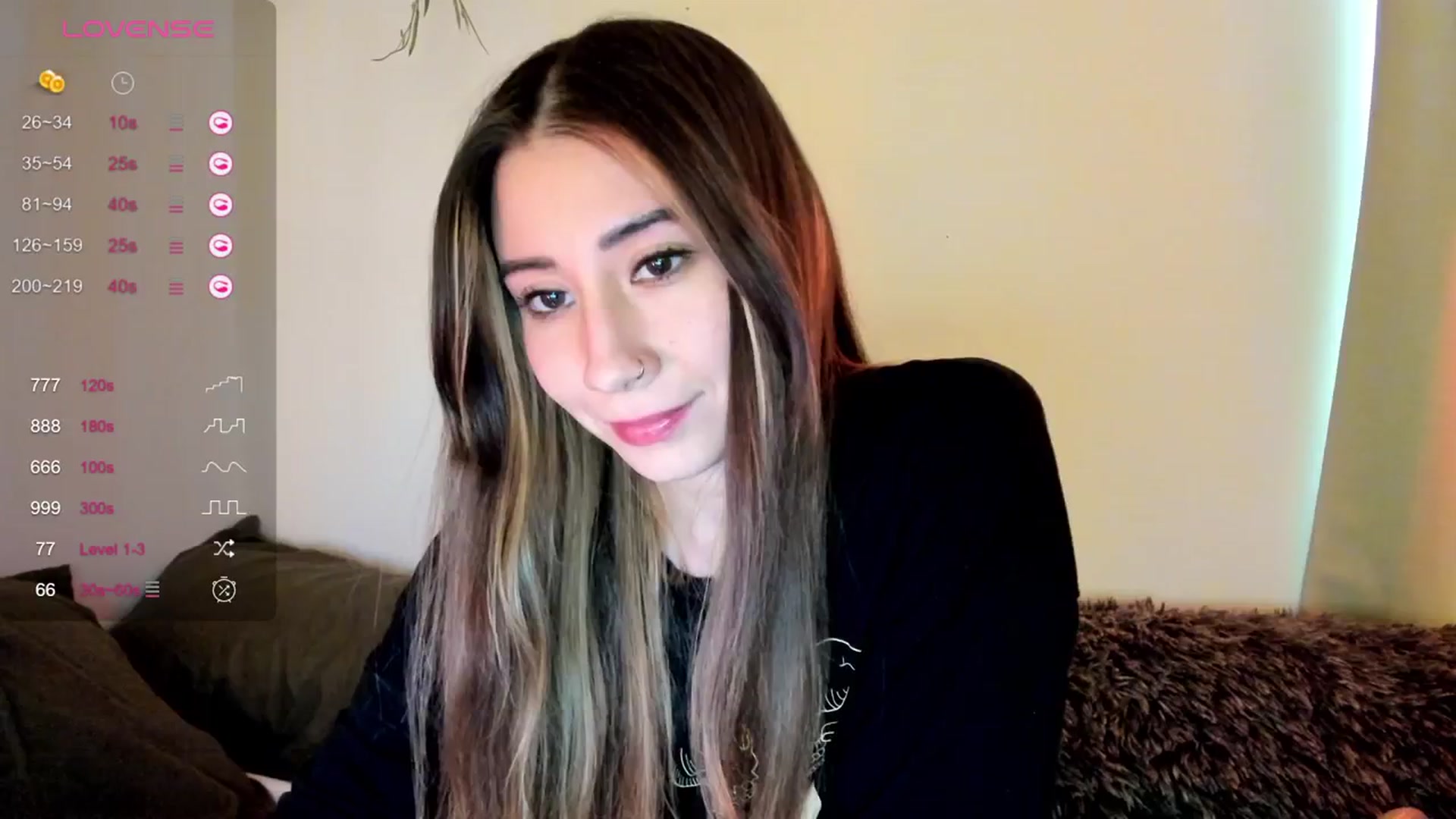 Gallery image thumbnail from killerloryy's myfreecams stream on, 03/19/2024, 18:07 image 13 of 20