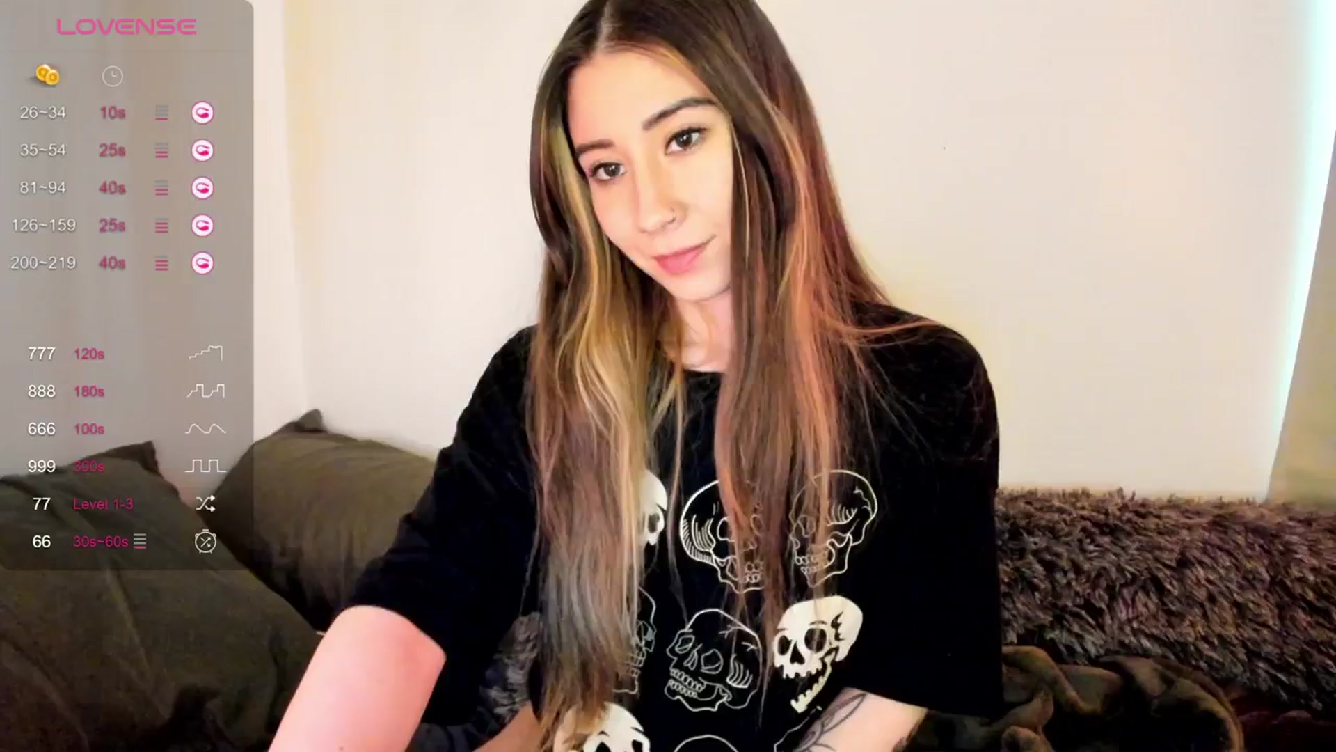 Gallery image thumbnail from killerloryy's myfreecams stream on, 03/19/2024, 18:07 image 10 of 20