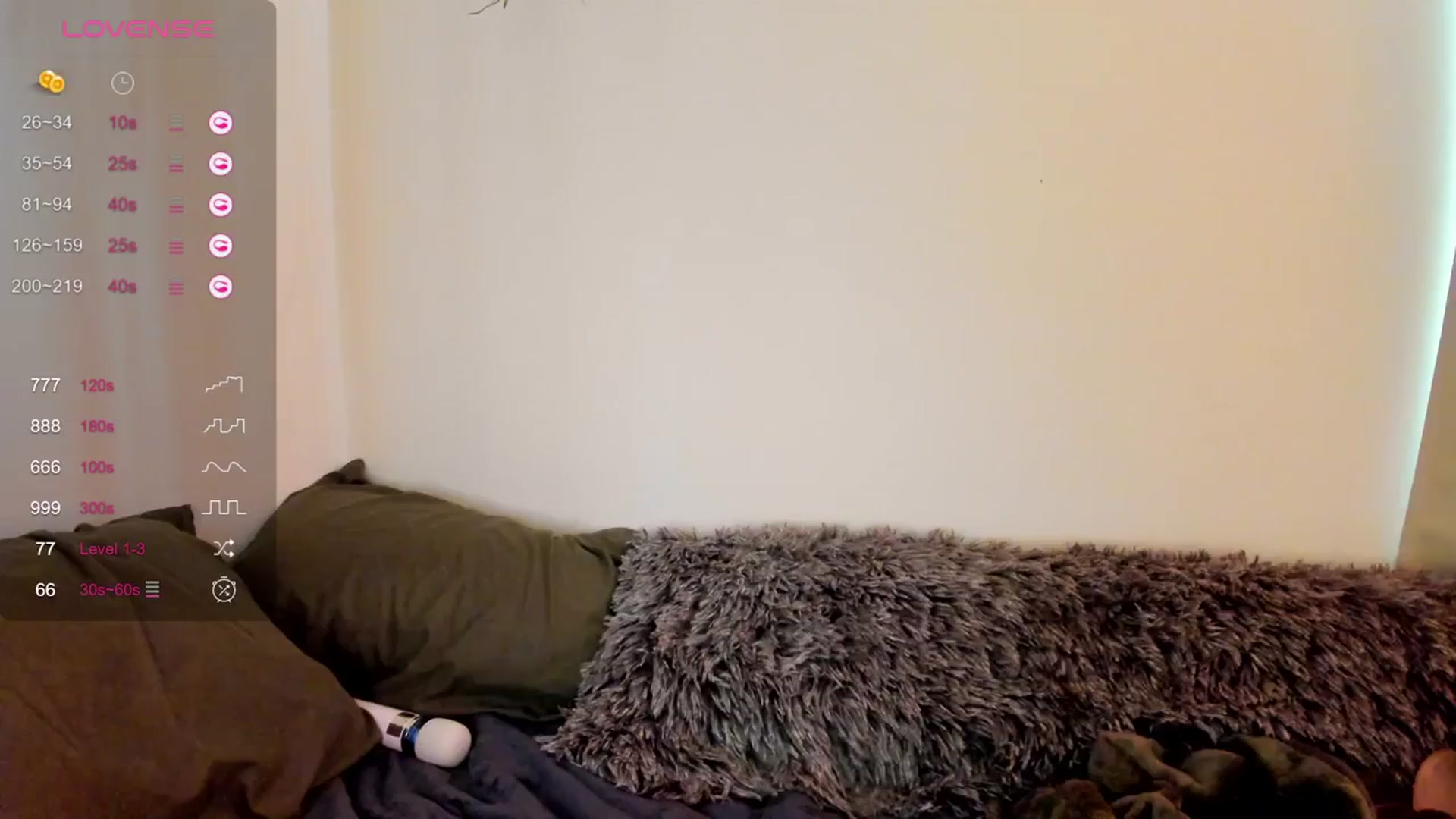 Gallery image thumbnail from killerloryy's myfreecams stream on, 03/19/2024, 18:07 image 11 of 20