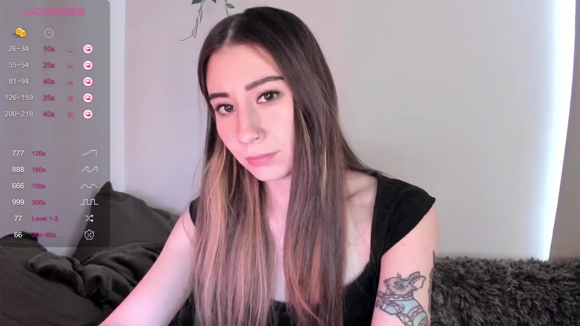 Gallery image thumbnail from killerloryy's myfreecams stream on, 03/21/2024, 18:37 image 4 of 20
