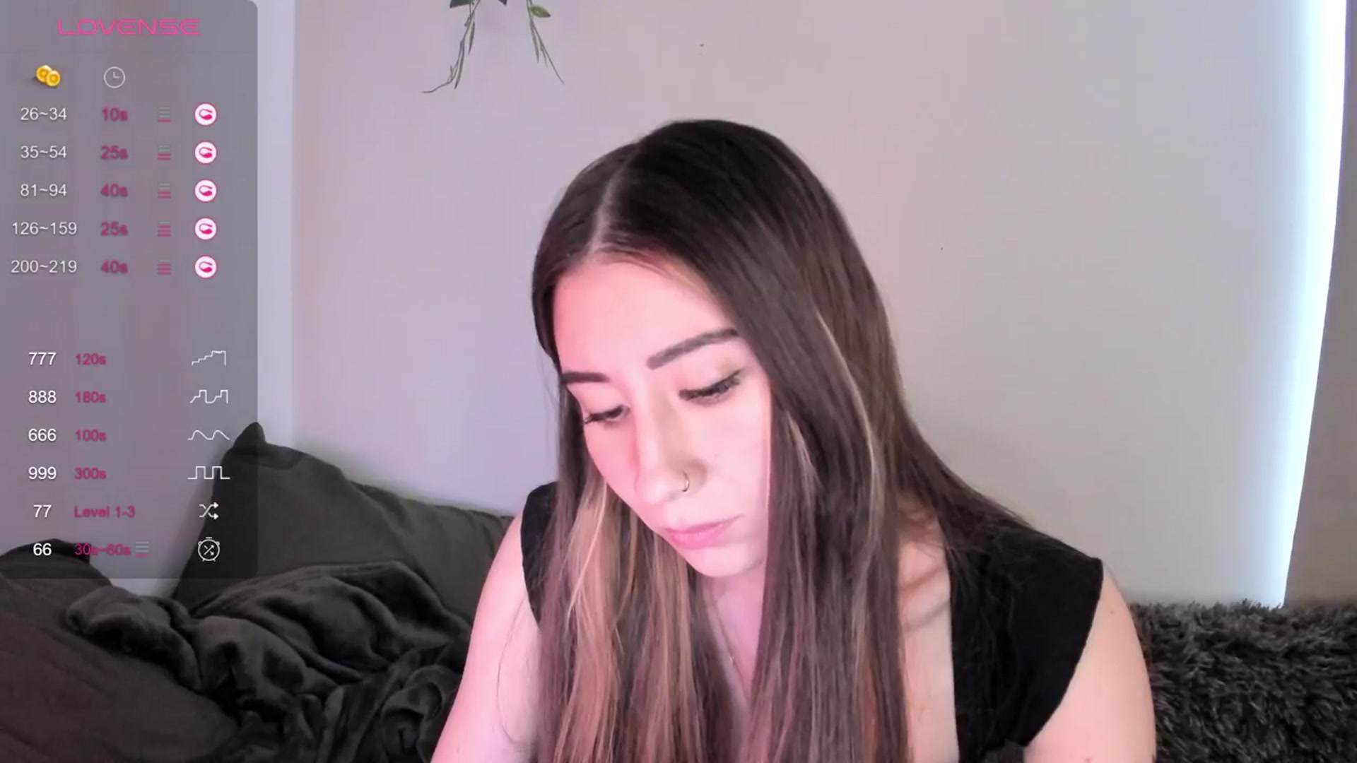 Gallery image thumbnail from killerloryy's myfreecams stream on, 03/21/2024, 18:37 image 20 of 20