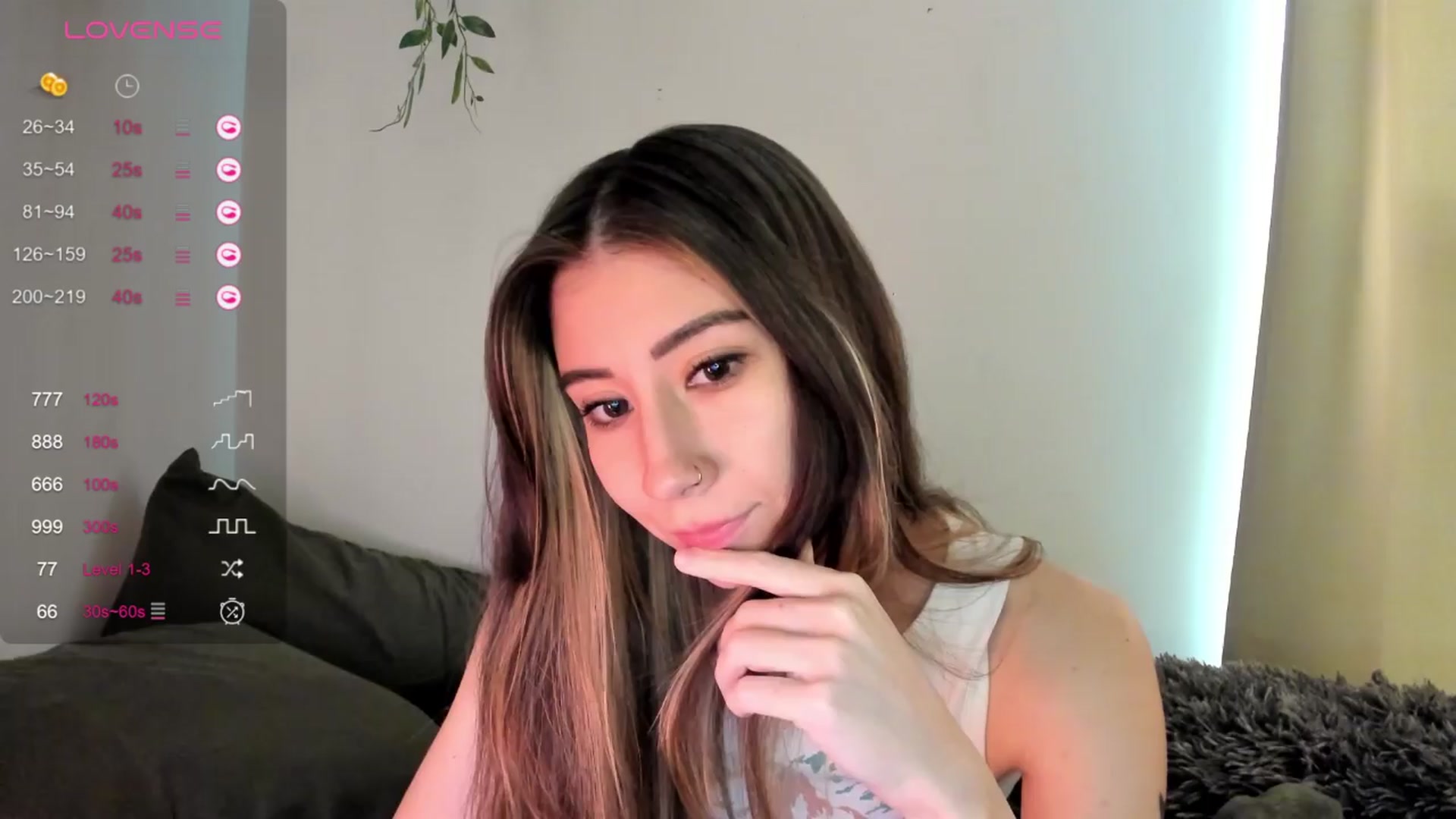 Gallery image thumbnail from killerloryy's myfreecams stream on, 03/28/2024, 20:25 image 1 of 20