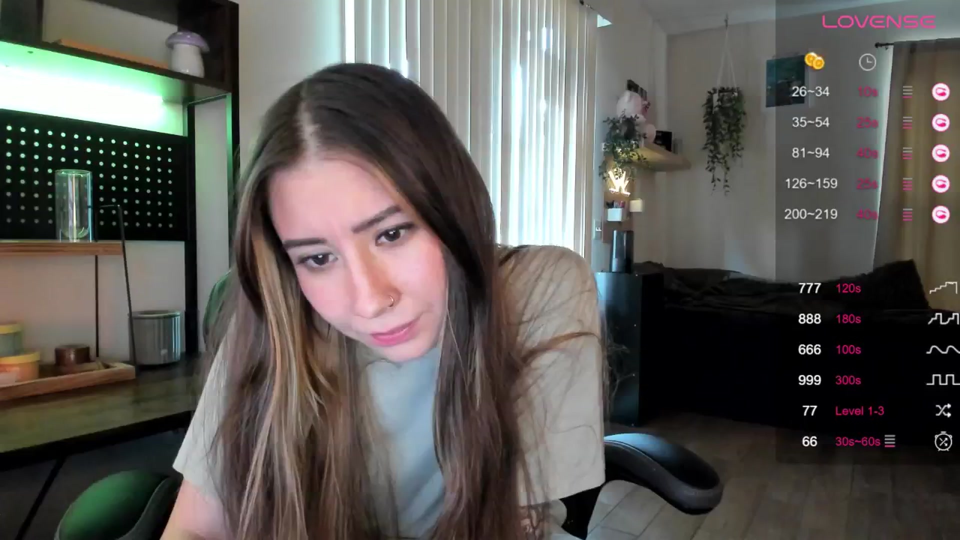 Gallery image thumbnail from killerloryy's myfreecams stream on, 04/24/2024, 19:37 image 3 of 20