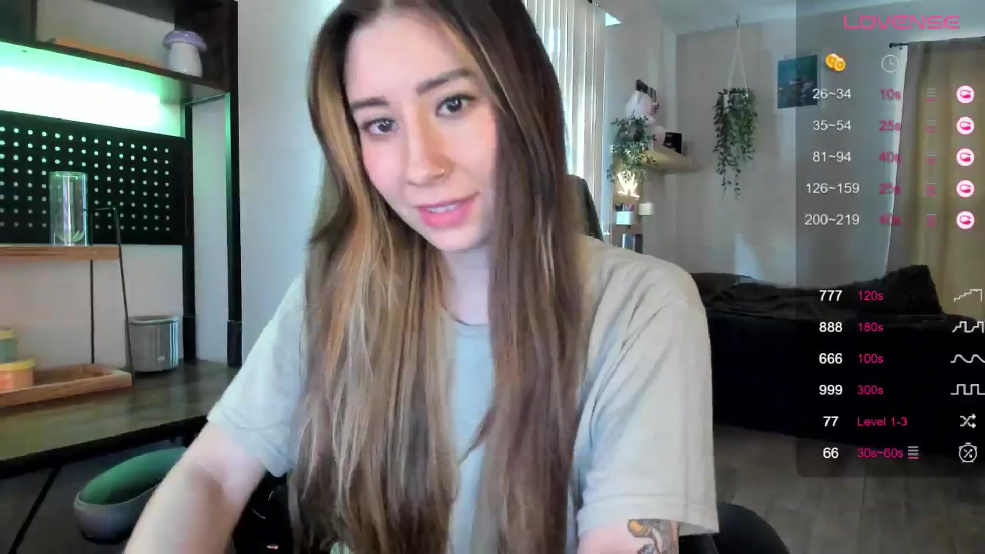 Gallery image thumbnail from killerloryy's myfreecams stream on, 04/24/2024, 19:37 image 20 of 20