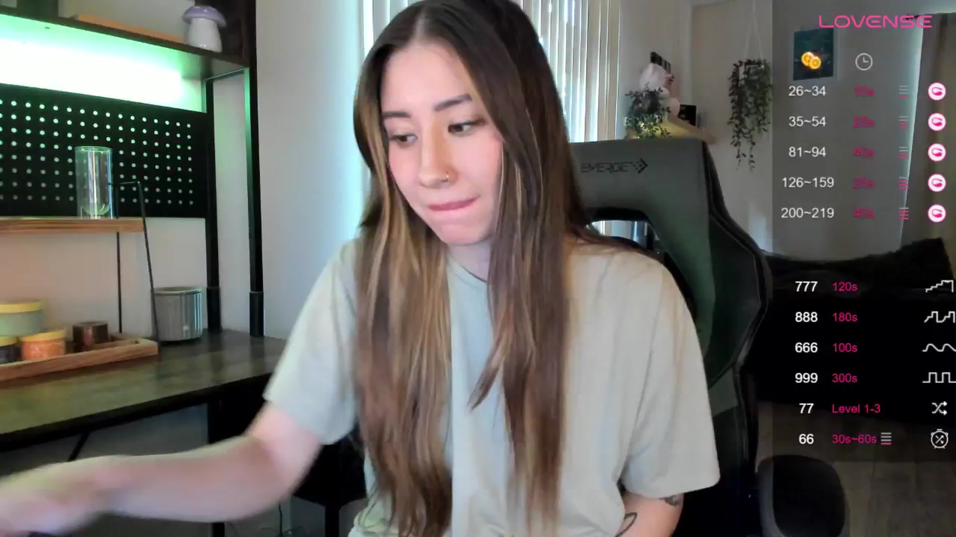 Gallery image thumbnail from killerloryy's myfreecams stream on, 04/24/2024, 21:37 image 20 of 20