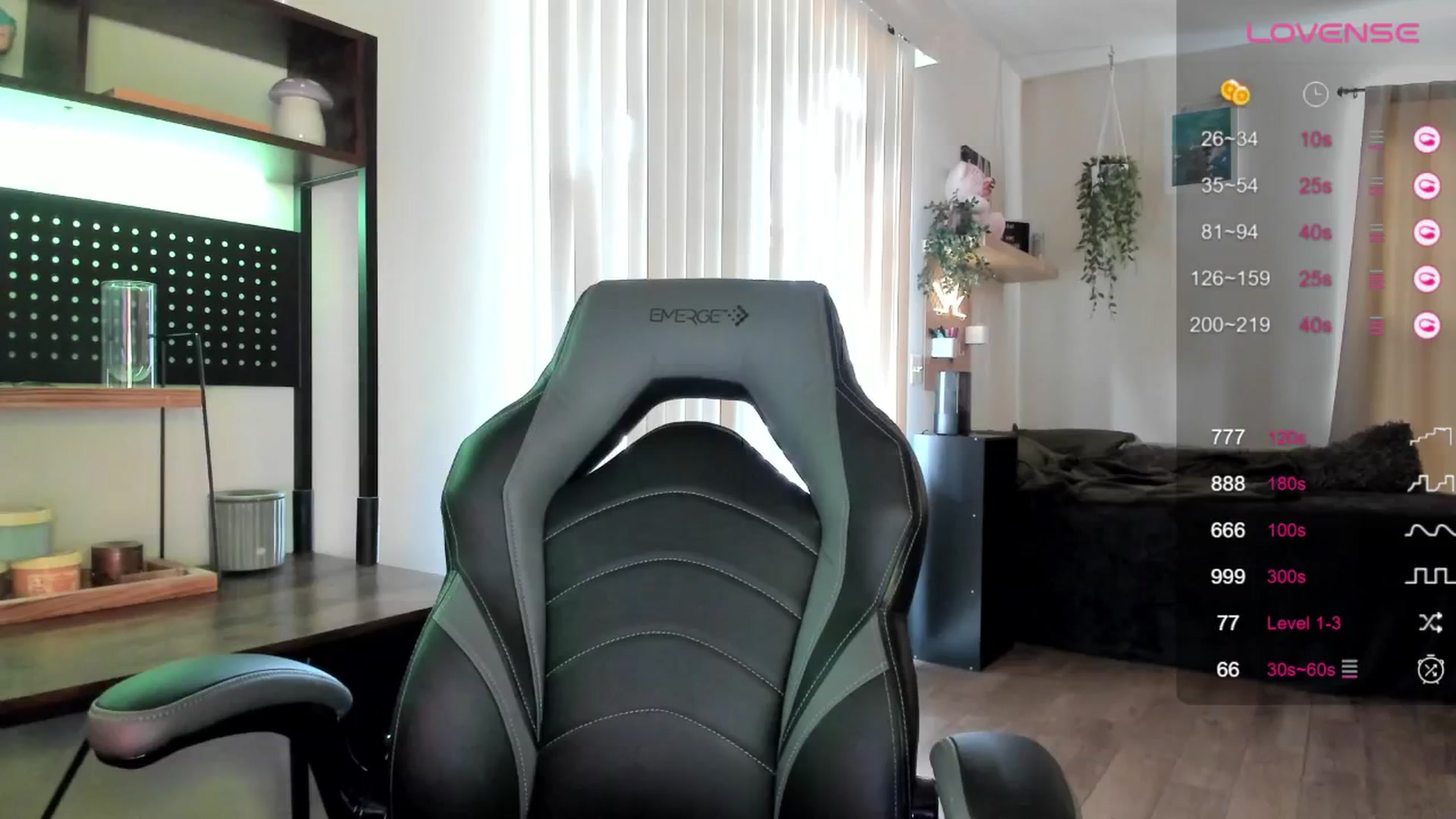 Gallery image thumbnail from killerloryy's myfreecams stream on, 04/25/2024, 17:11 image 20 of 20