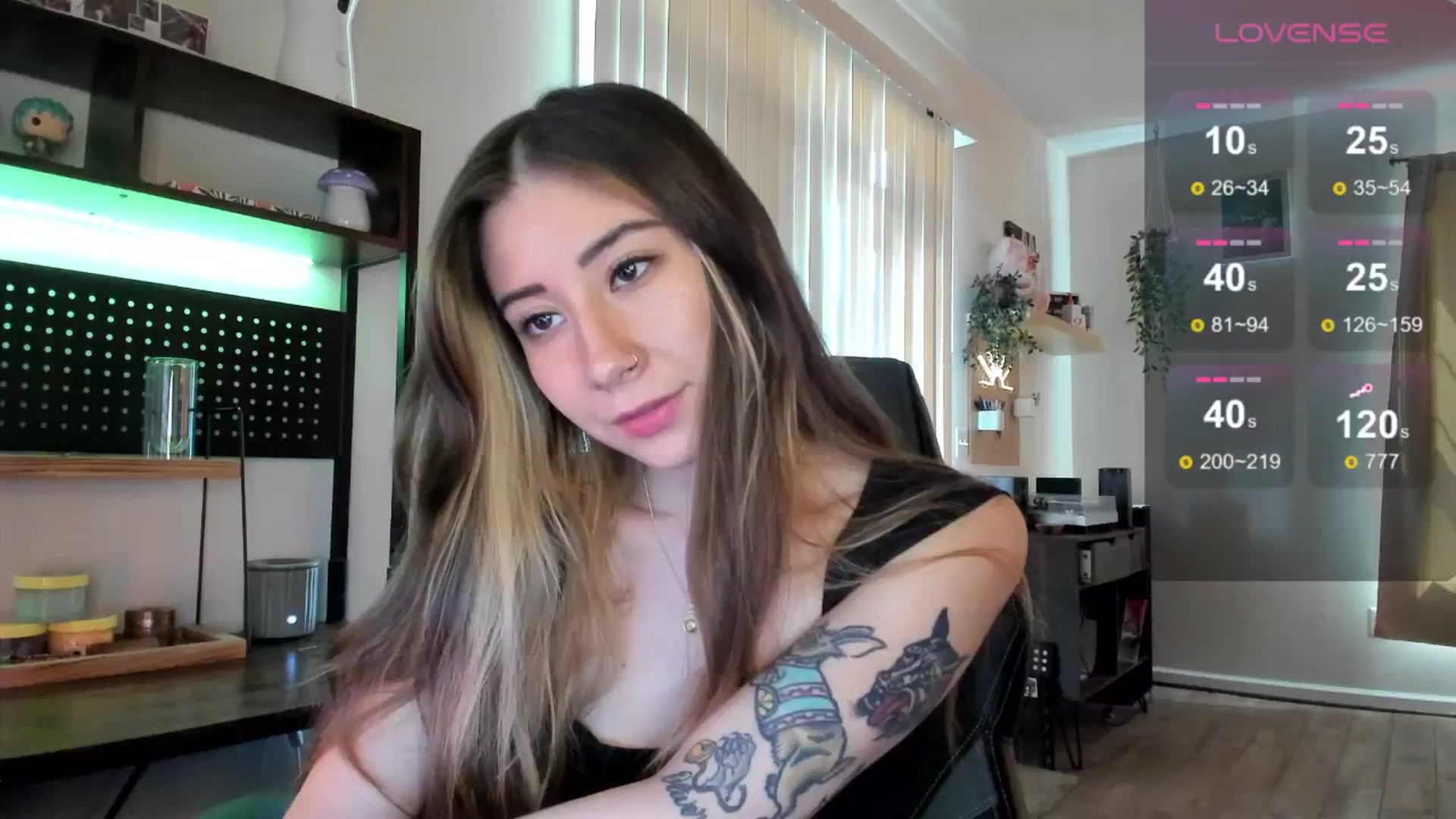 Gallery image thumbnail from killerloryy's myfreecams stream on, 05/08/2024, 15:48 image 2 of 20