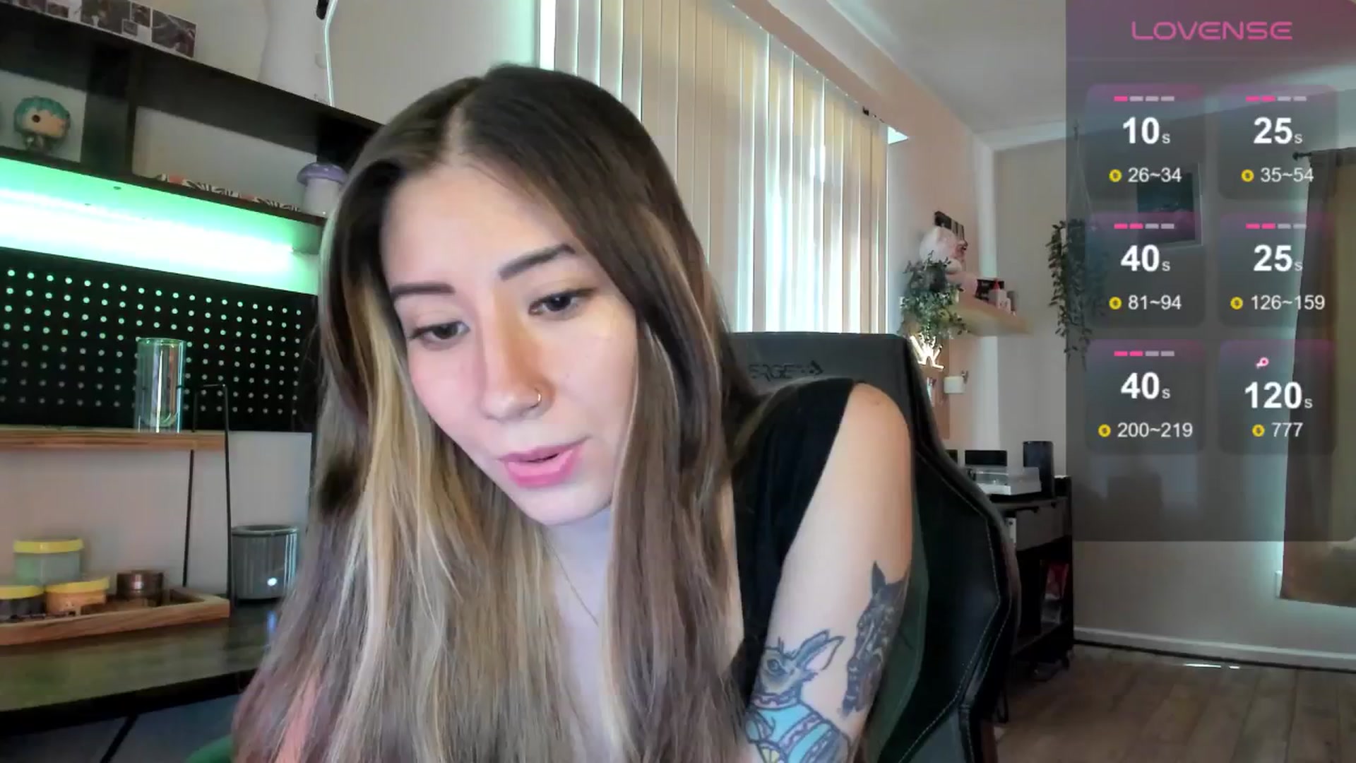 Gallery image thumbnail from killerloryy's myfreecams stream on, 05/08/2024, 15:48 image 16 of 20