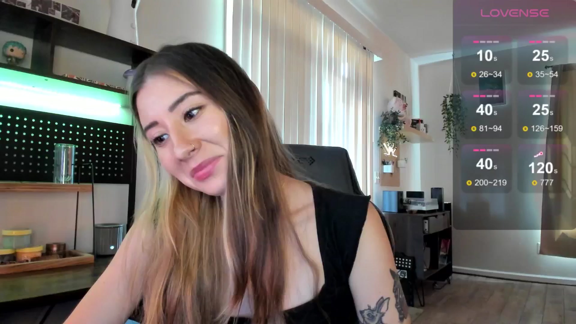 Gallery image thumbnail from killerloryy's myfreecams stream on, 05/08/2024, 15:48 image 6 of 20