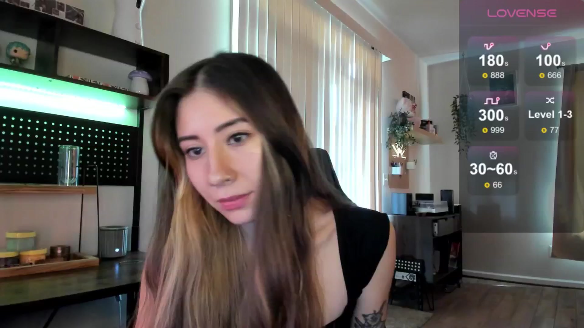 Gallery image thumbnail from killerloryy's myfreecams stream on, 05/08/2024, 15:48 image 13 of 20